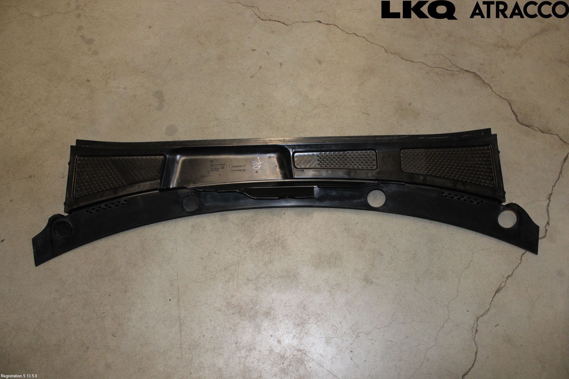 Volkswagen VW ID.7/TOURER 24- Visker Deksel-Grill-Under Frr
