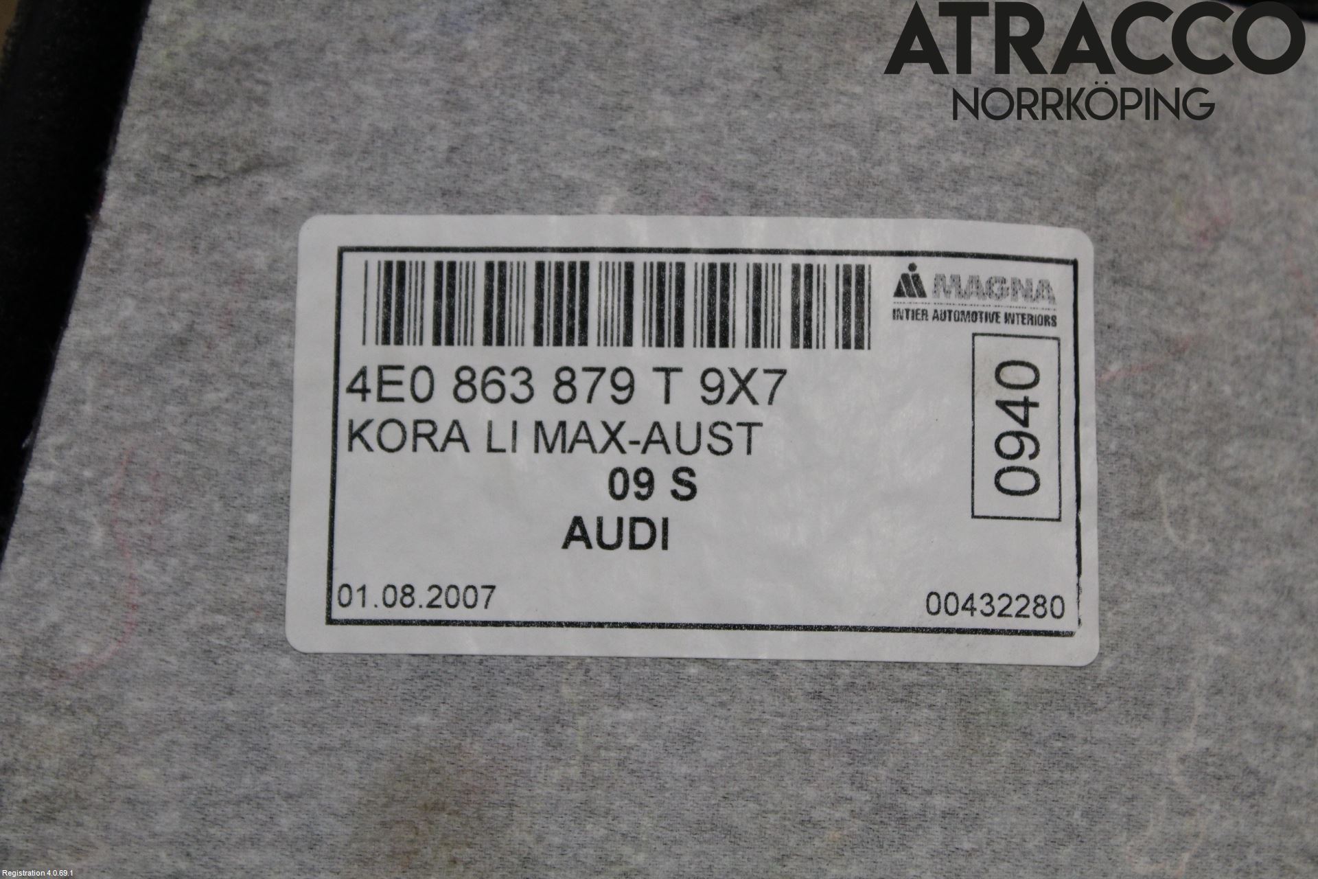 Audi A8/S8 4E  02-09 Innr Sidetrekk-Deksel
