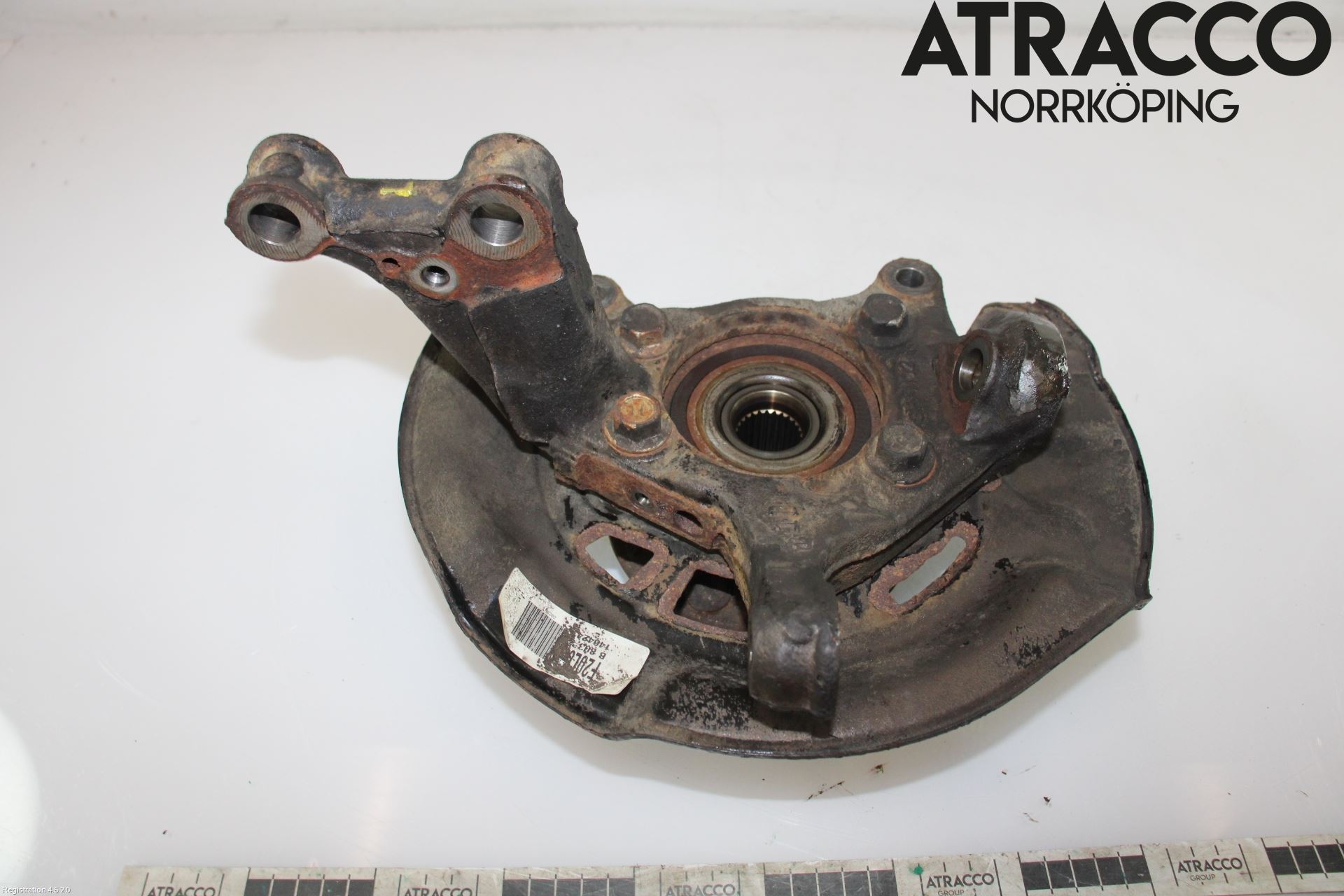 Toyota AVENSIS 09-15 Spindel Vf