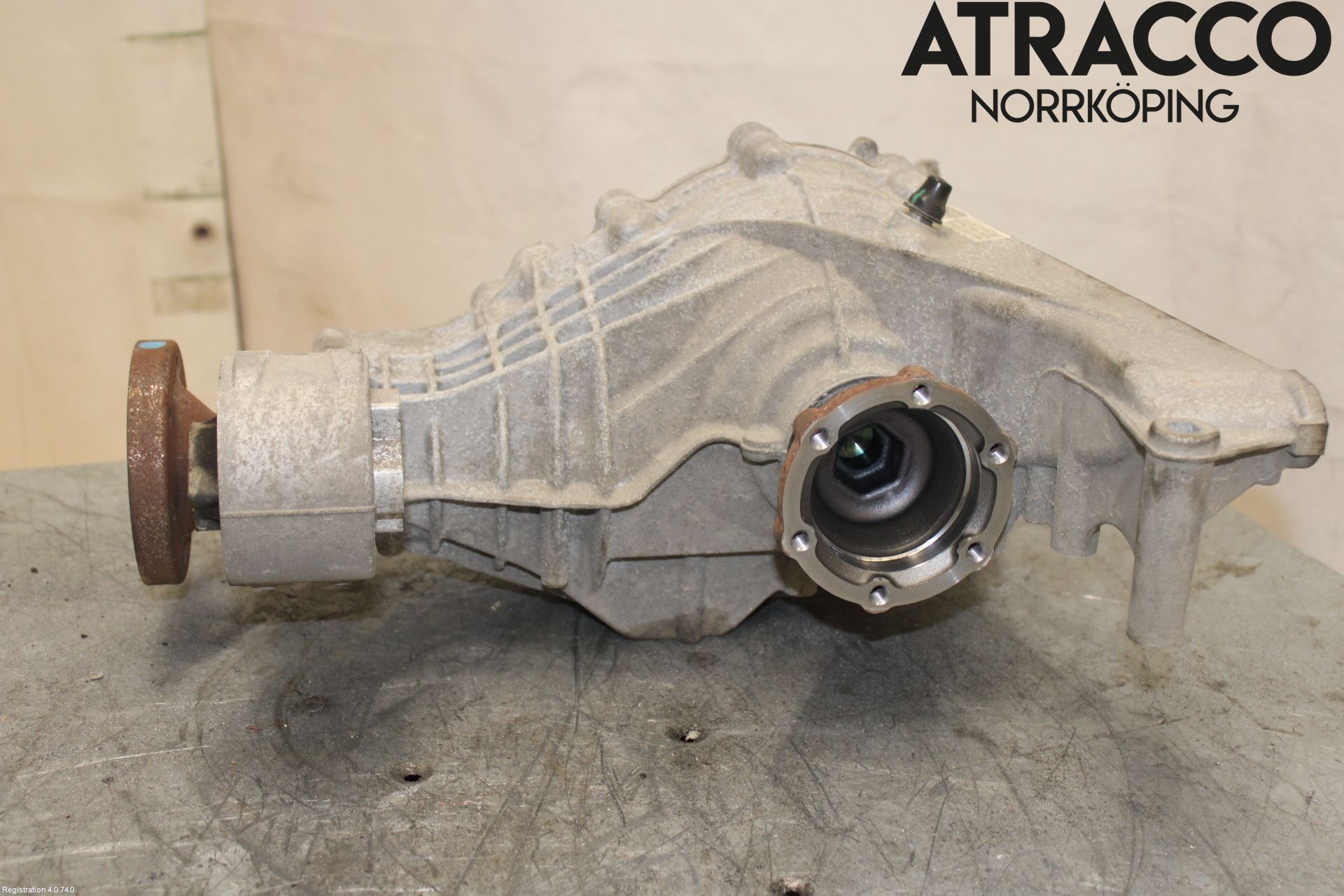 Audi A4/S4 B9 20- Bakaksel Kardang Bak -Diff