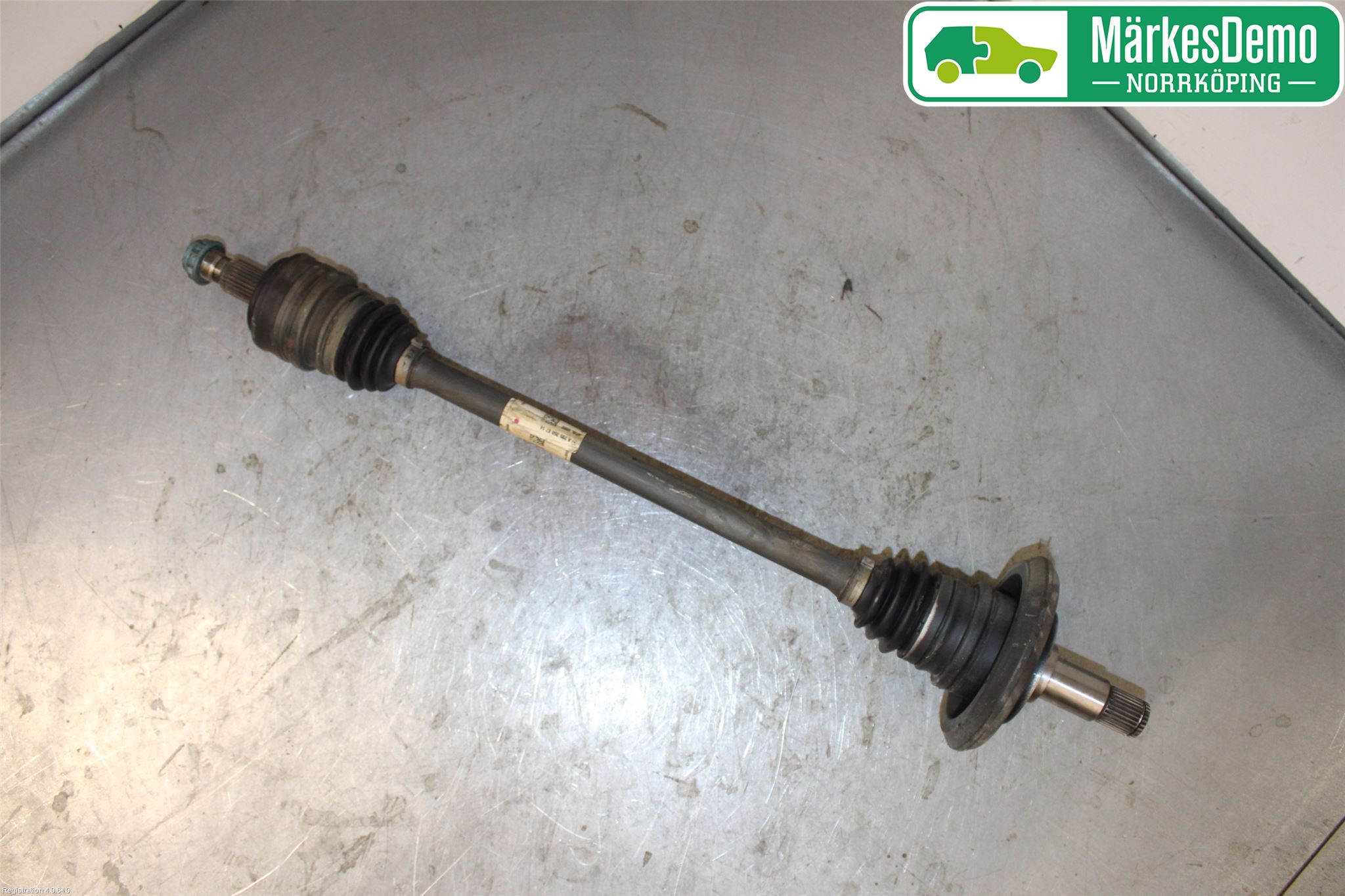 Mercedes-Benz MB C-KLASS (W205) 14-21 Drivaksel Bak Kompl Venstre