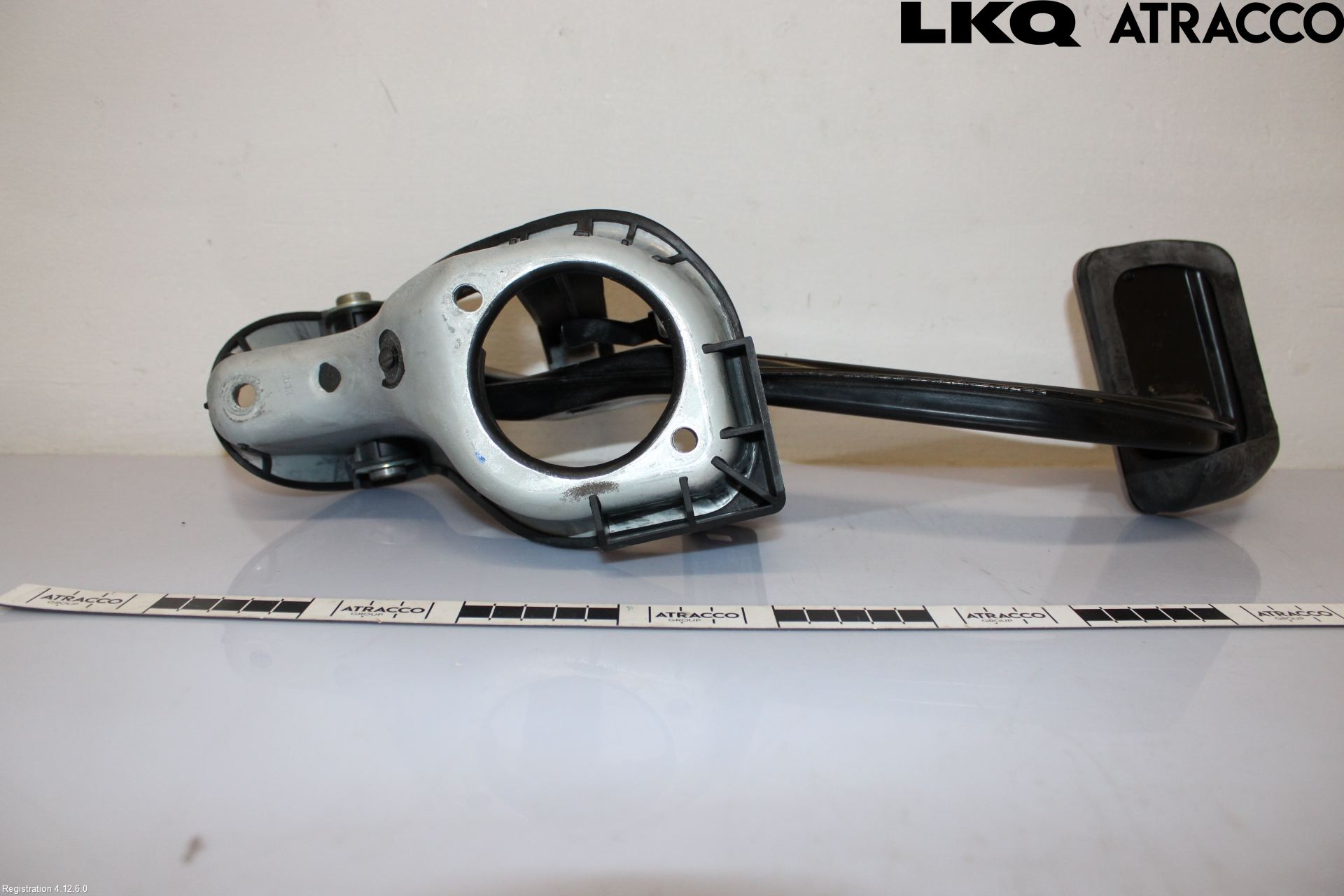 Mercedes-Benz MB E-KLASS (W212) 09-16 Bremsepedal
