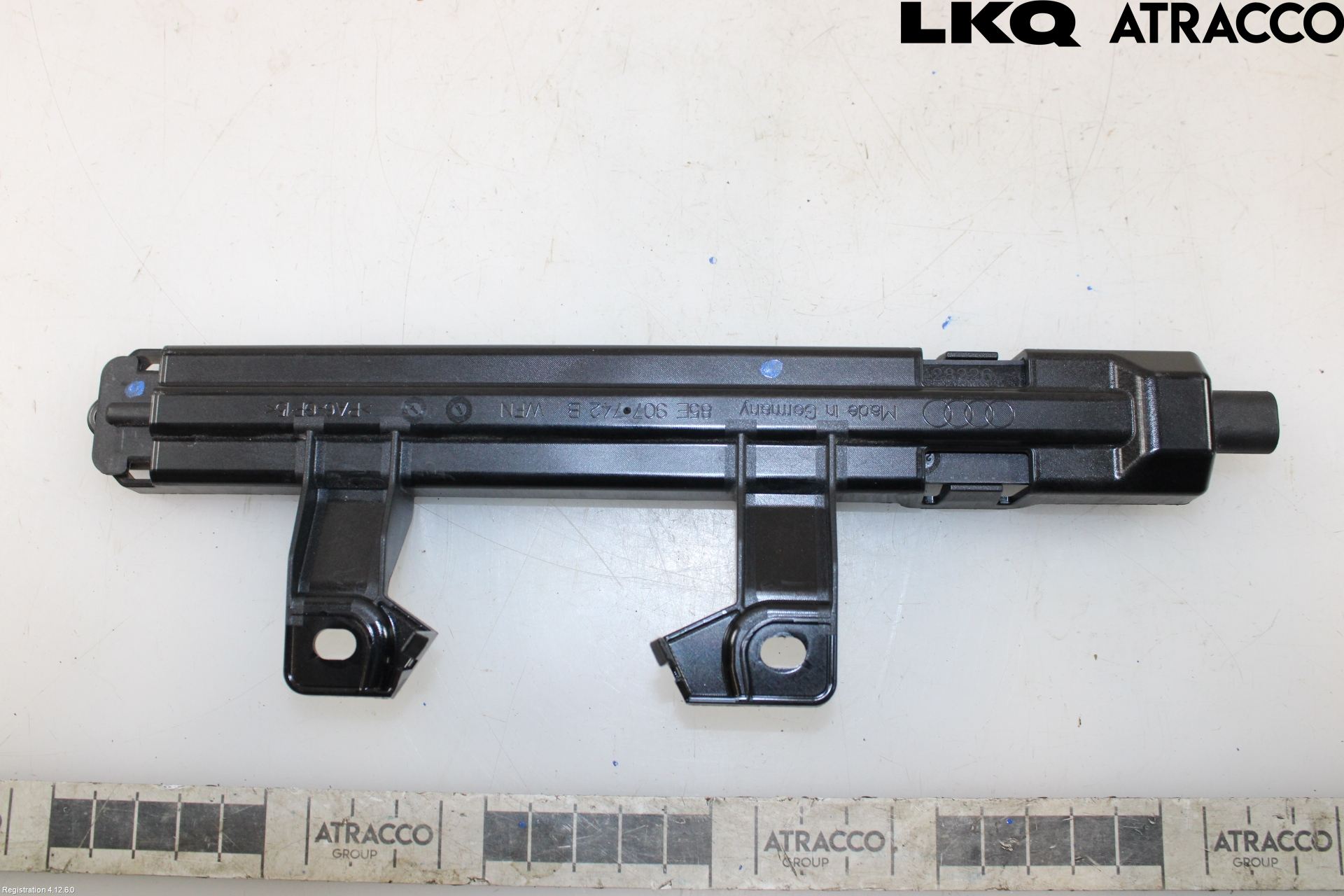 Audi Q6 E-TRON CN 24- Stereo Antenne Radio-Tv