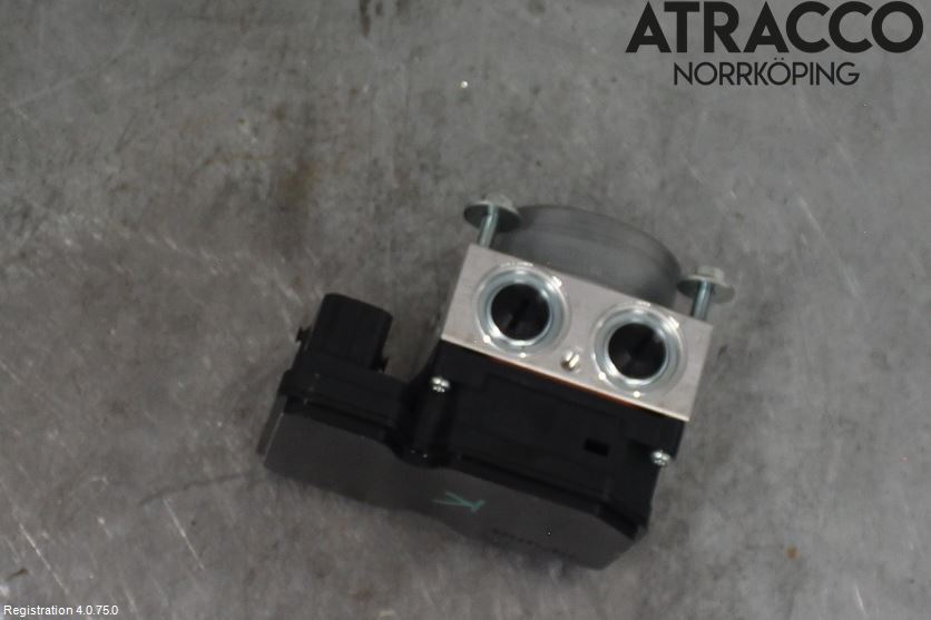 Toyota COROLLA 19- Abs Hydraulikkaggregat