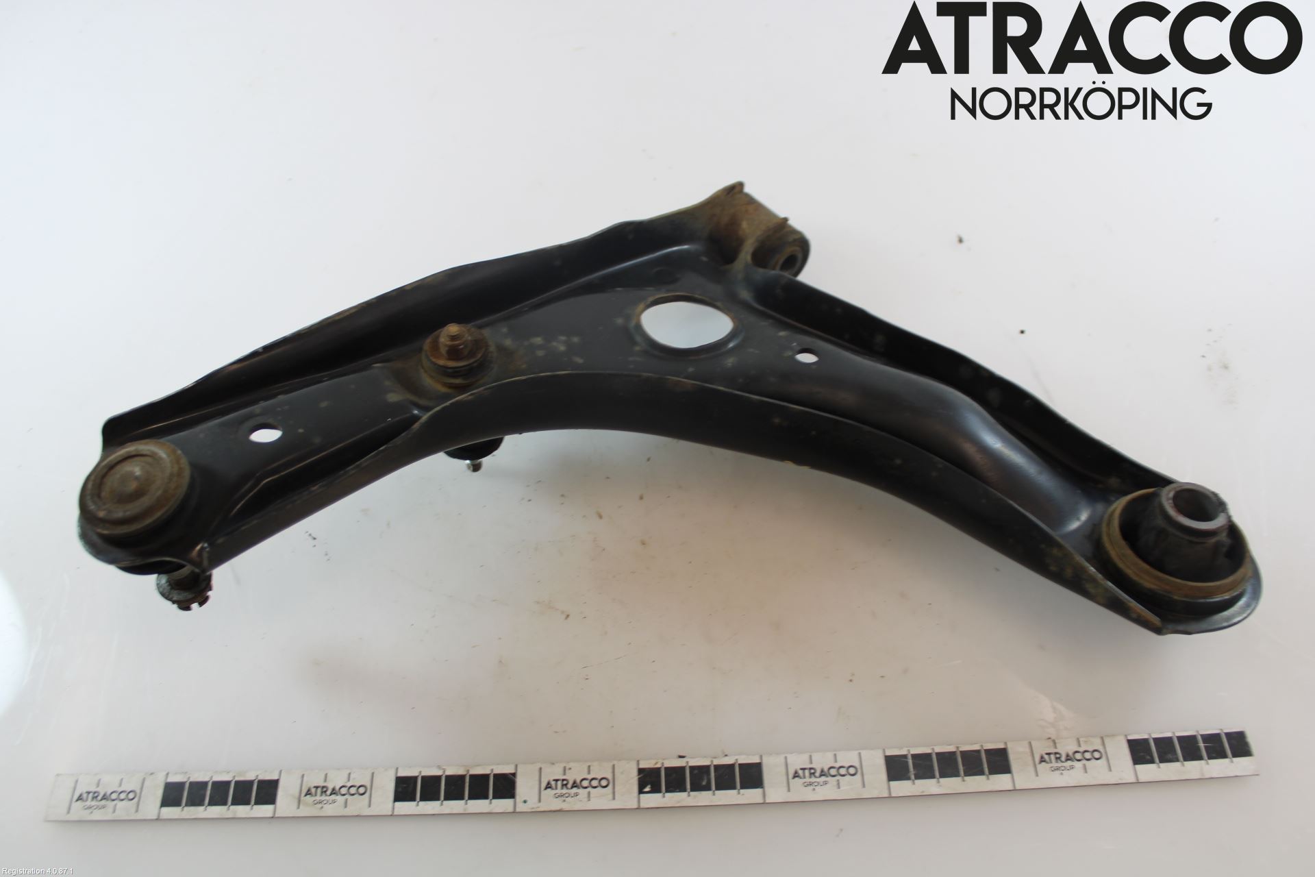 Toyota AYGO 15-21 Bærearm Foran Høyre Nedre