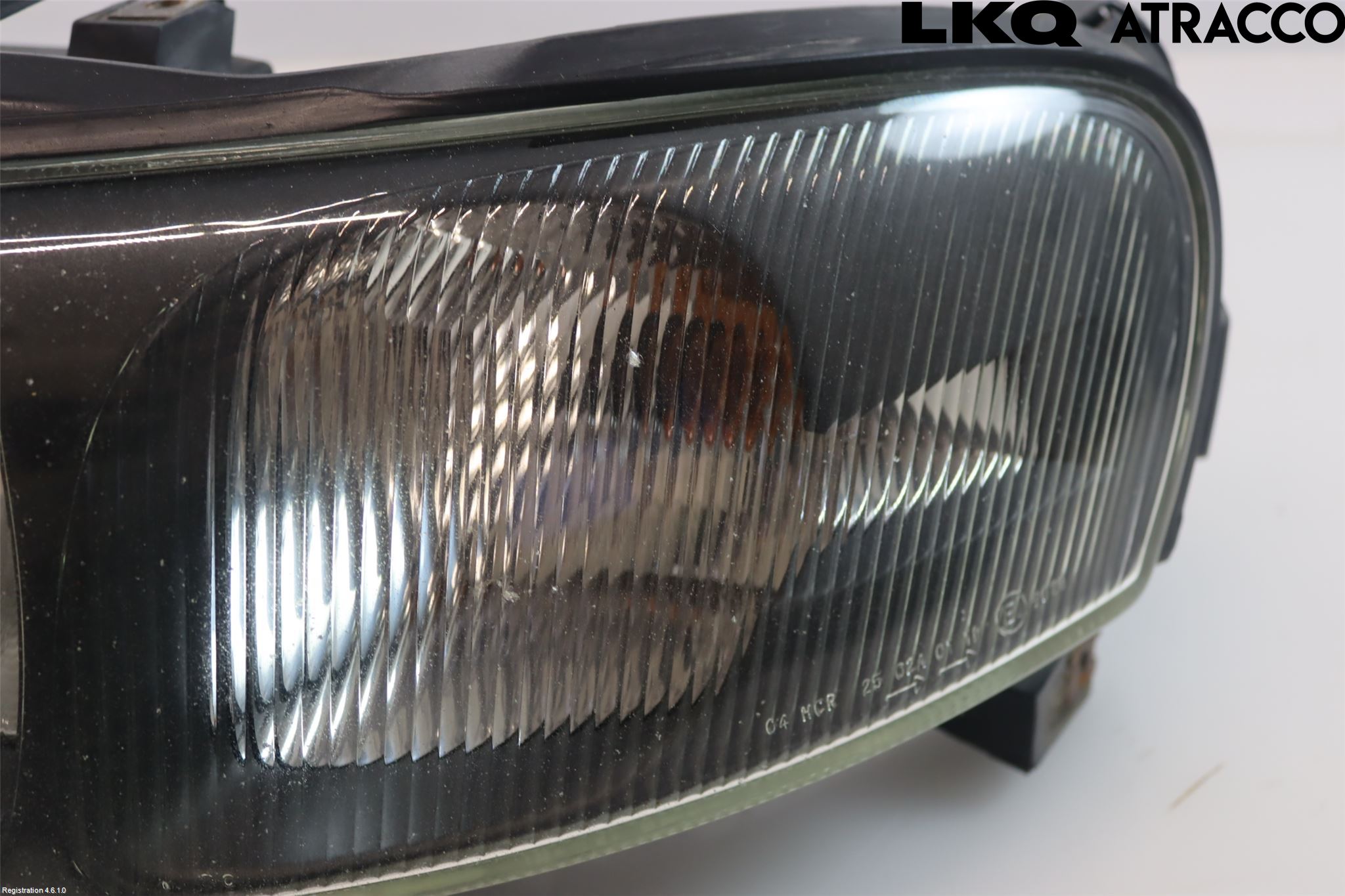 Volvo V70 00-04 Frontlykt Venstre