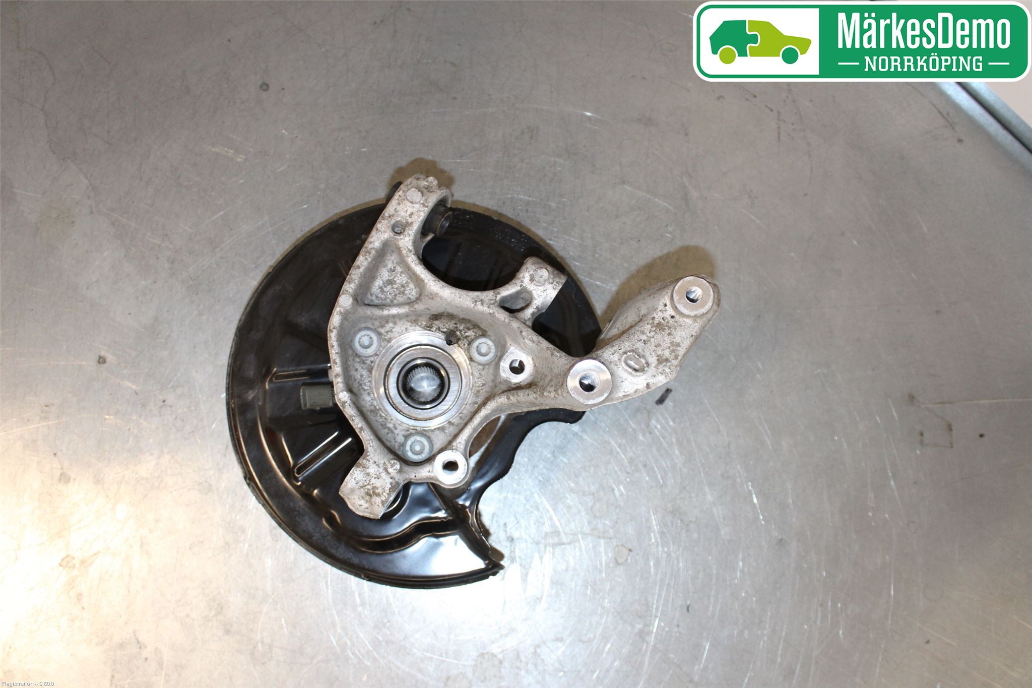 Volkswagen VW PASSAT 15-19 Spindel Hb