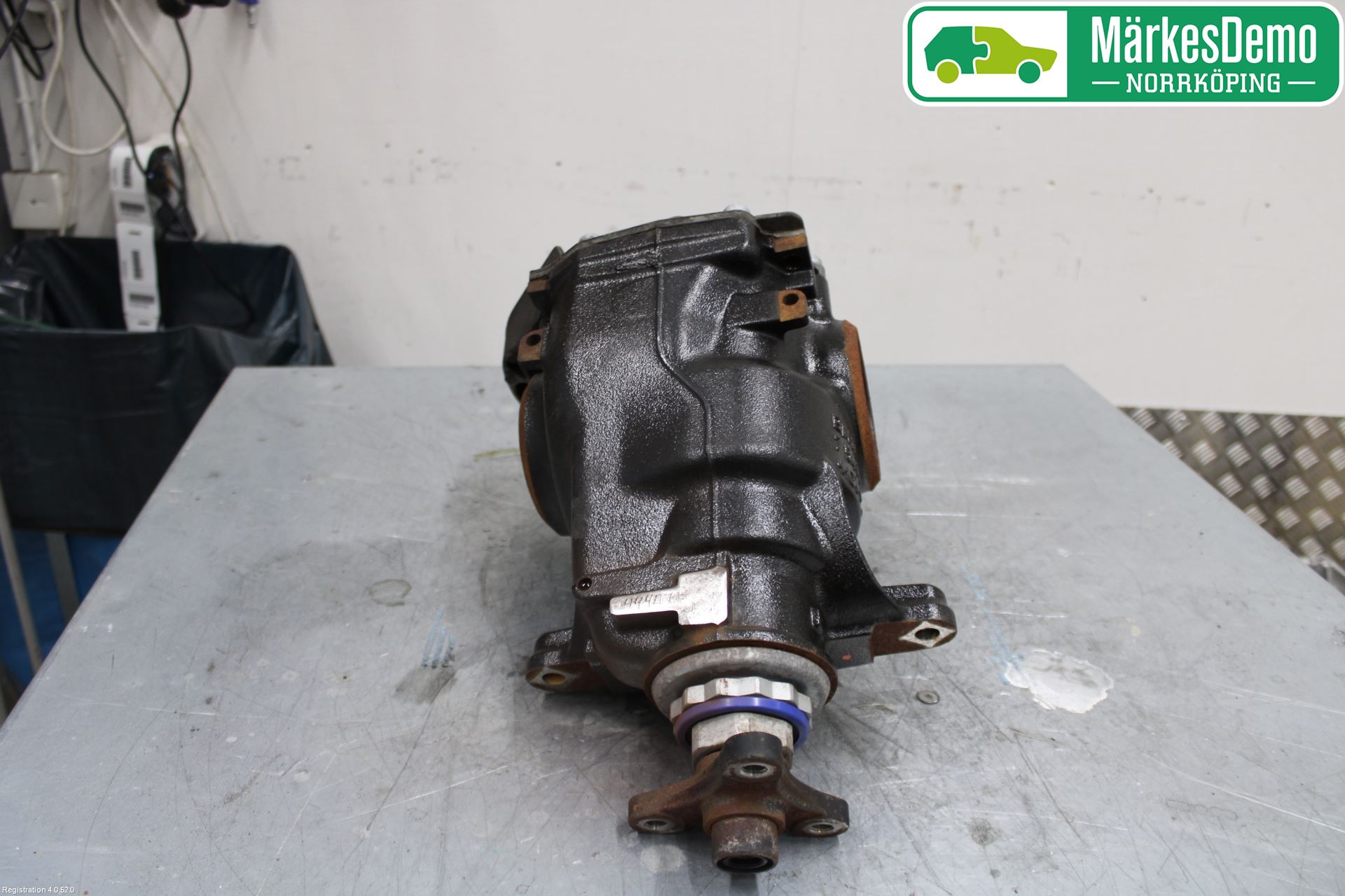BMW 1 F20/F21 11-19 Bakaksel Kardang Bak -Diff