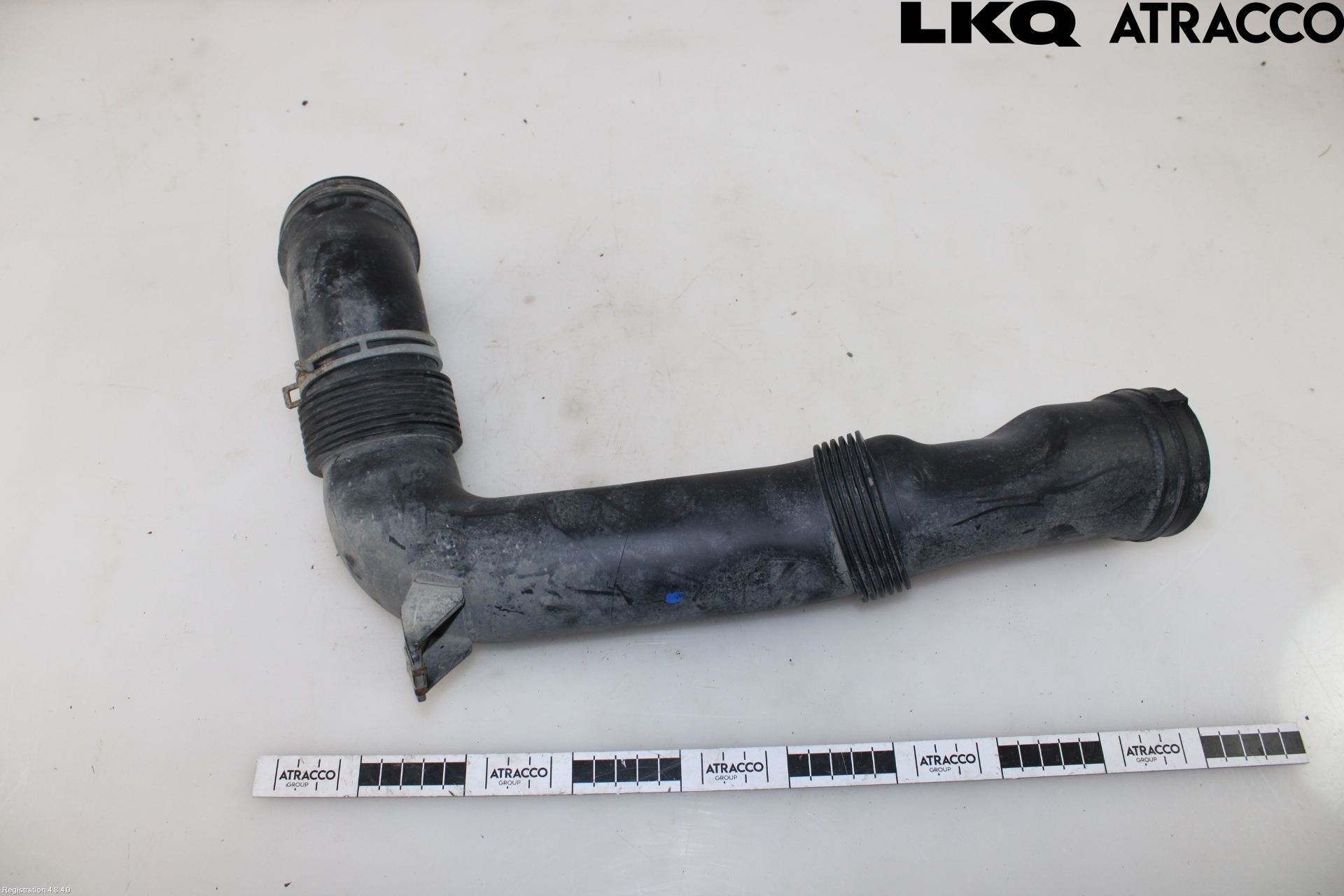 Volkswagen VW CADDY      04-10 Forg-Belg-Rør Mot Luftr