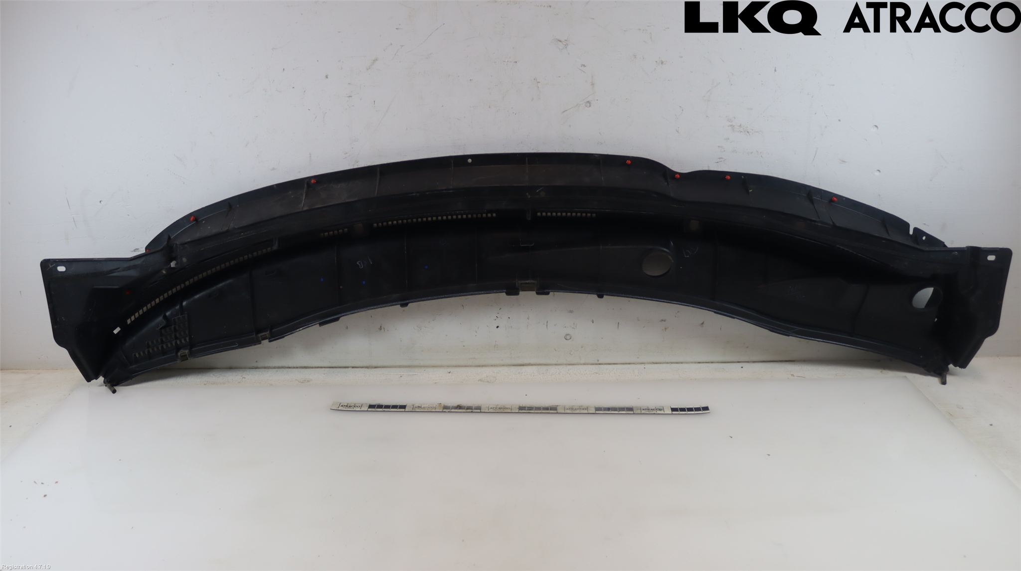 Nissan MICRA 11-16 Visker Deksel-Grill-Under Frr