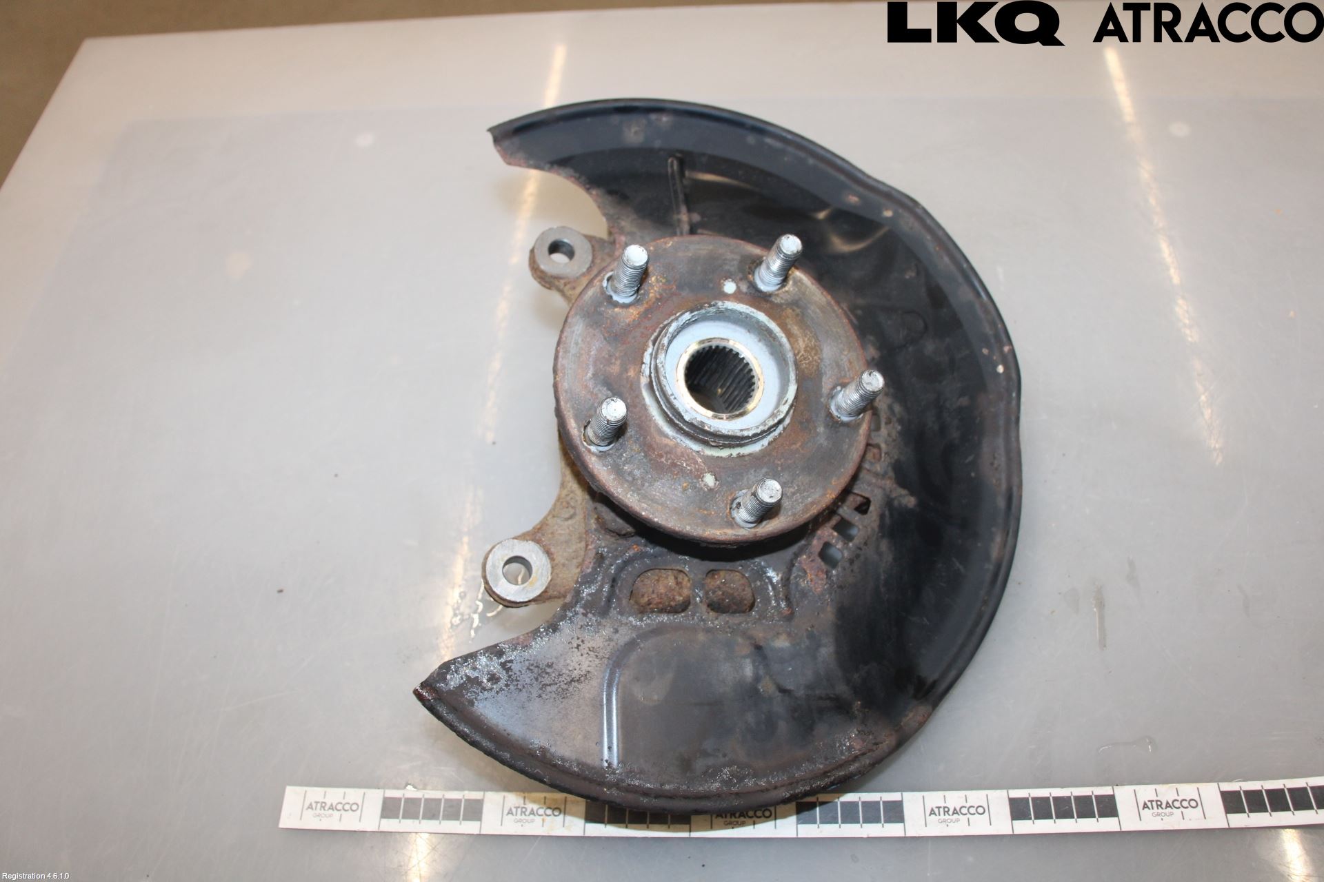 Toyota RAV4 13-18 Spindel Vf