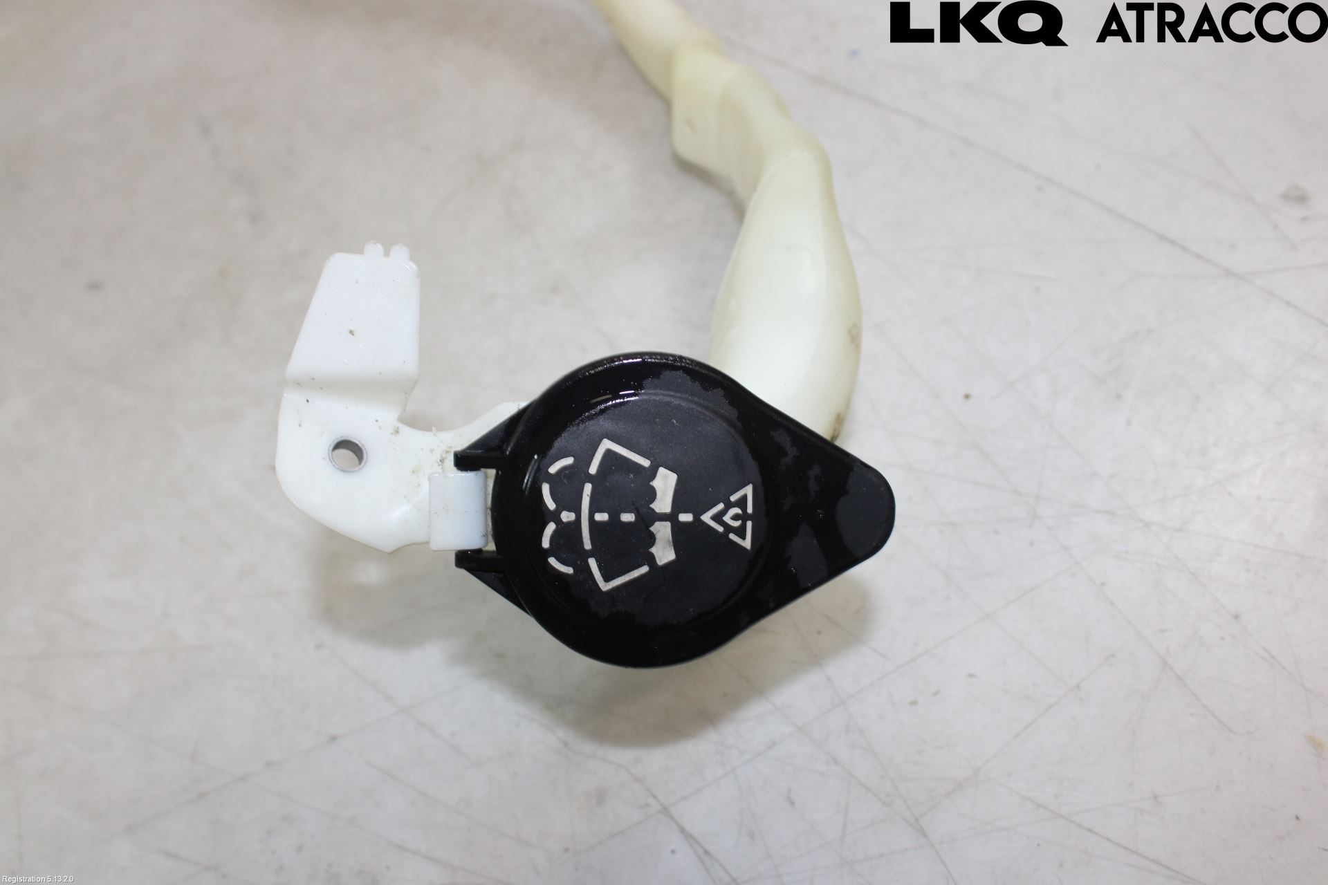 BMW 5 F10/F11/F18 09-17 Påfyllingsrør For Vasketank