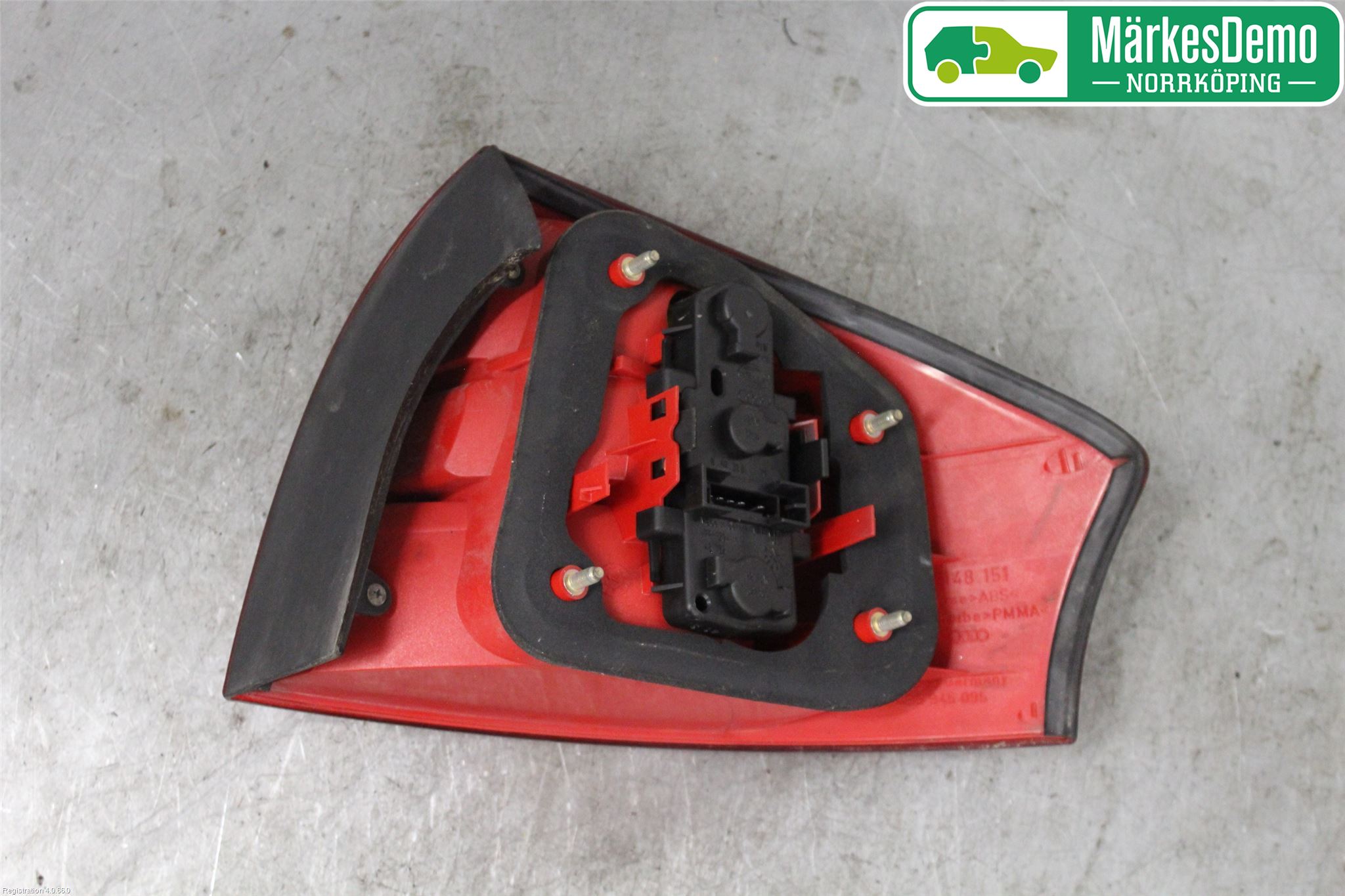 Audi A6/S6     97-05 Baklykt Venstre