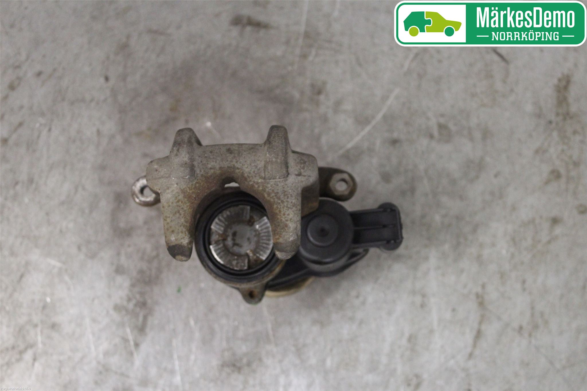 BMW 5 F10/F11/F18 09-17 Bremsecaliper Bak Høyre