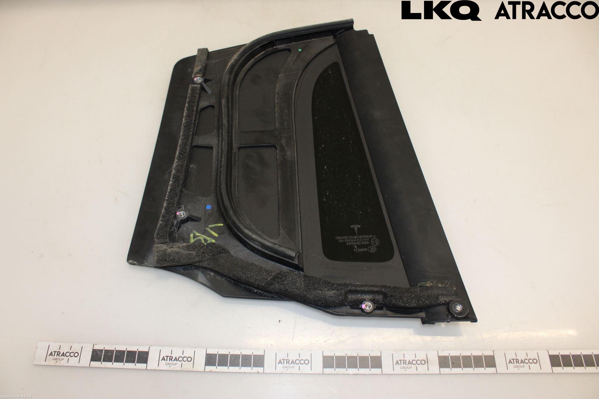 Tesla MODEL X 16- Dørrute Bak Vens Trekant 4D