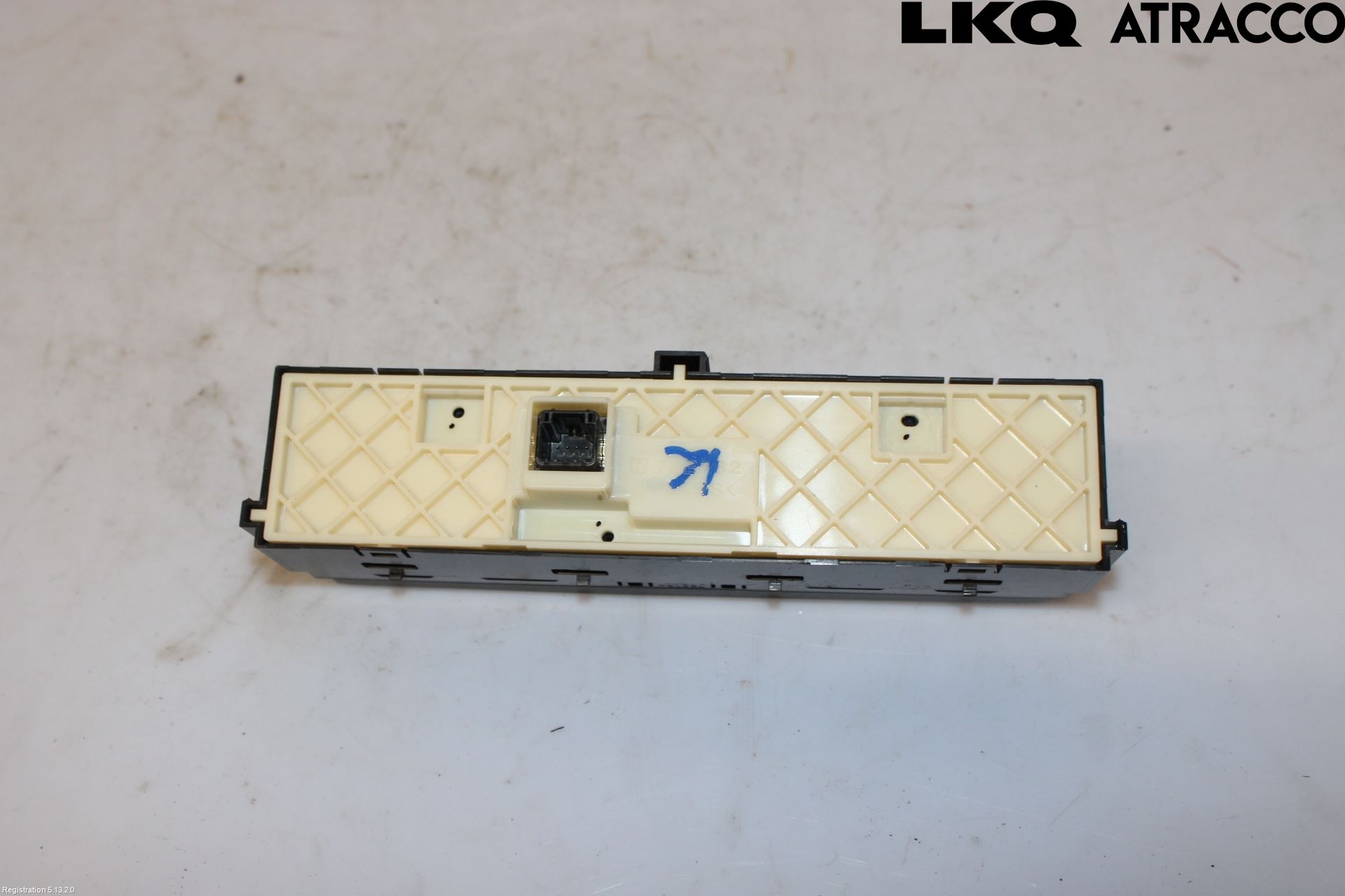 Lexus IS 250/350 14-20 Bryter Varmesete
