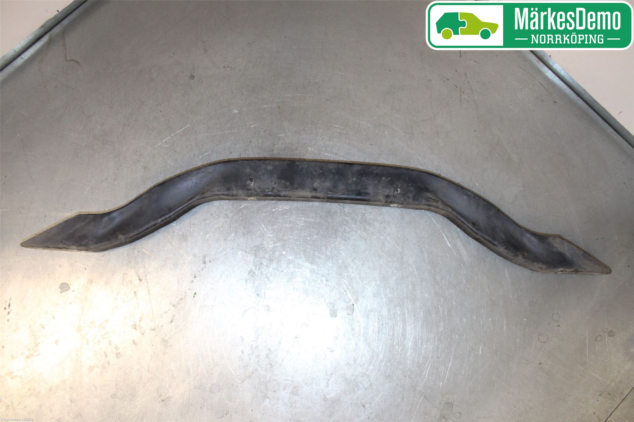 Landrover LAND ROVER RANGE ROVER L322 02-12 Radiator Feste - Ramme - Bjelk