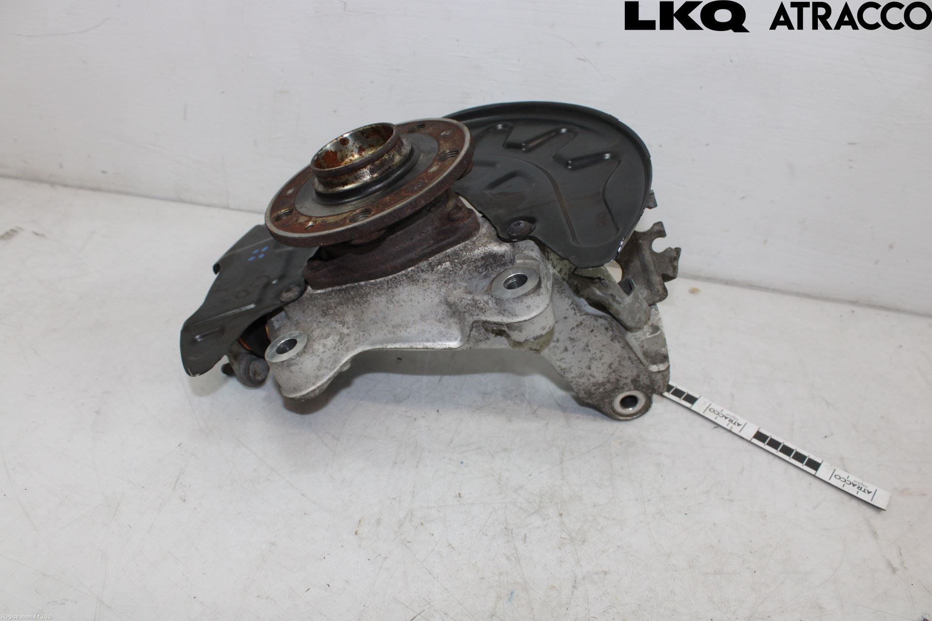 Volkswagen VW PASSAT 24- Spindel Hf