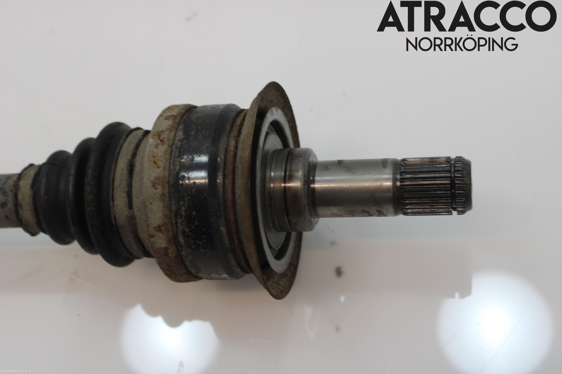 BMW 5 F10/F11/F18 09-17 Drivaksel Bak Kompl Venstre