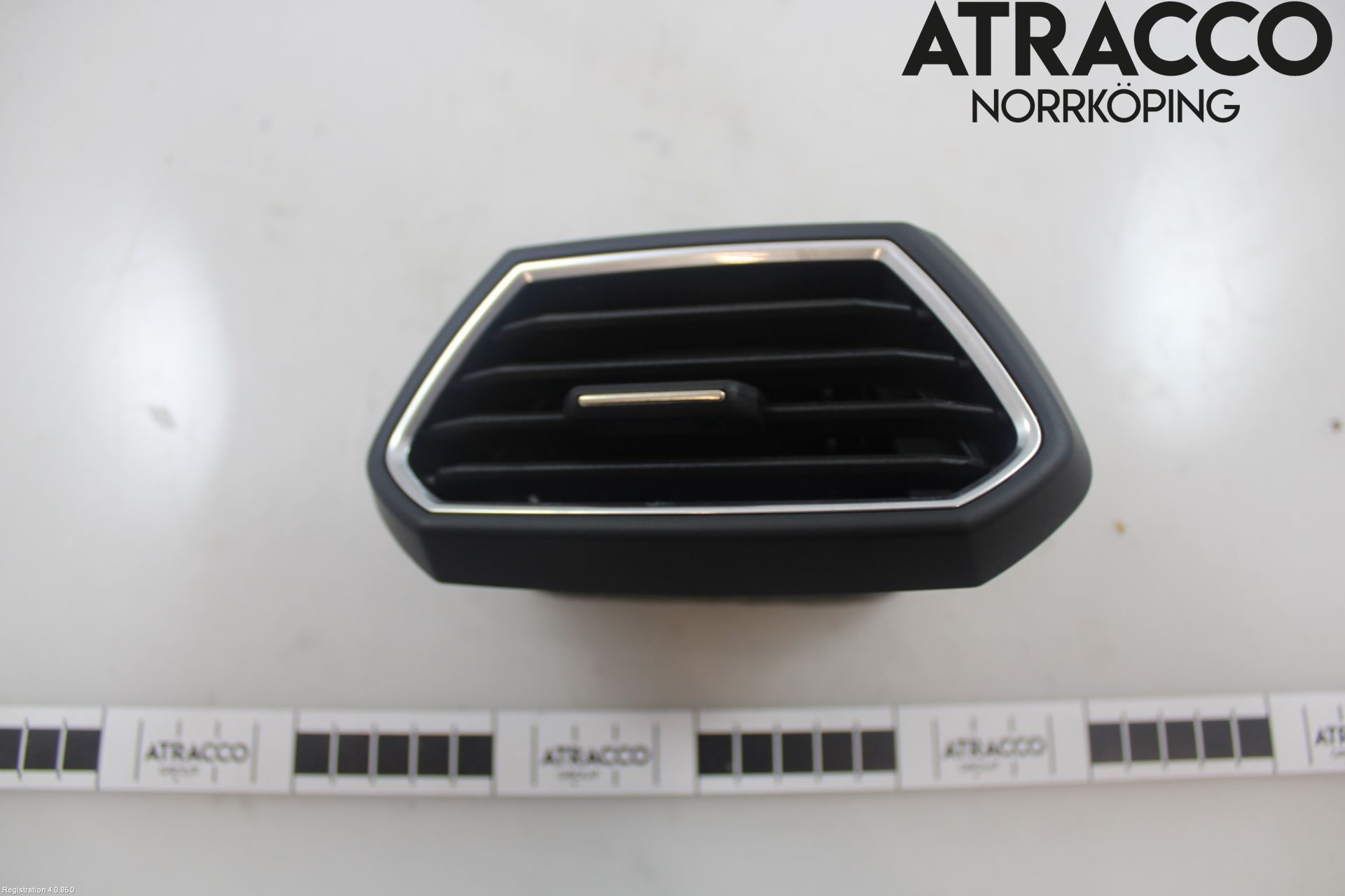 Seat LEON 20- Dashbord Kanal - Dyse