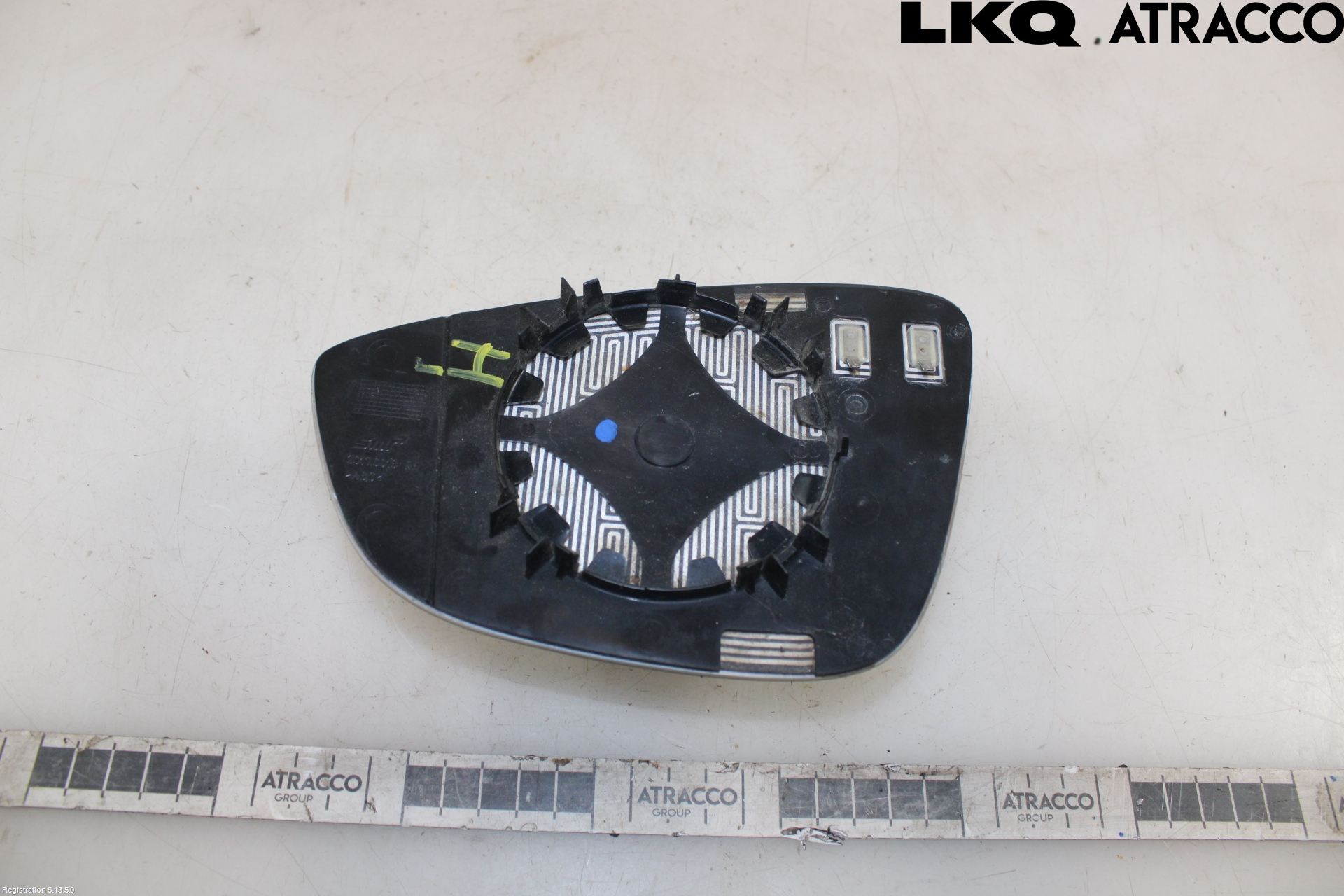Volkswagen VW JETTA VI 11- Speil Glass H