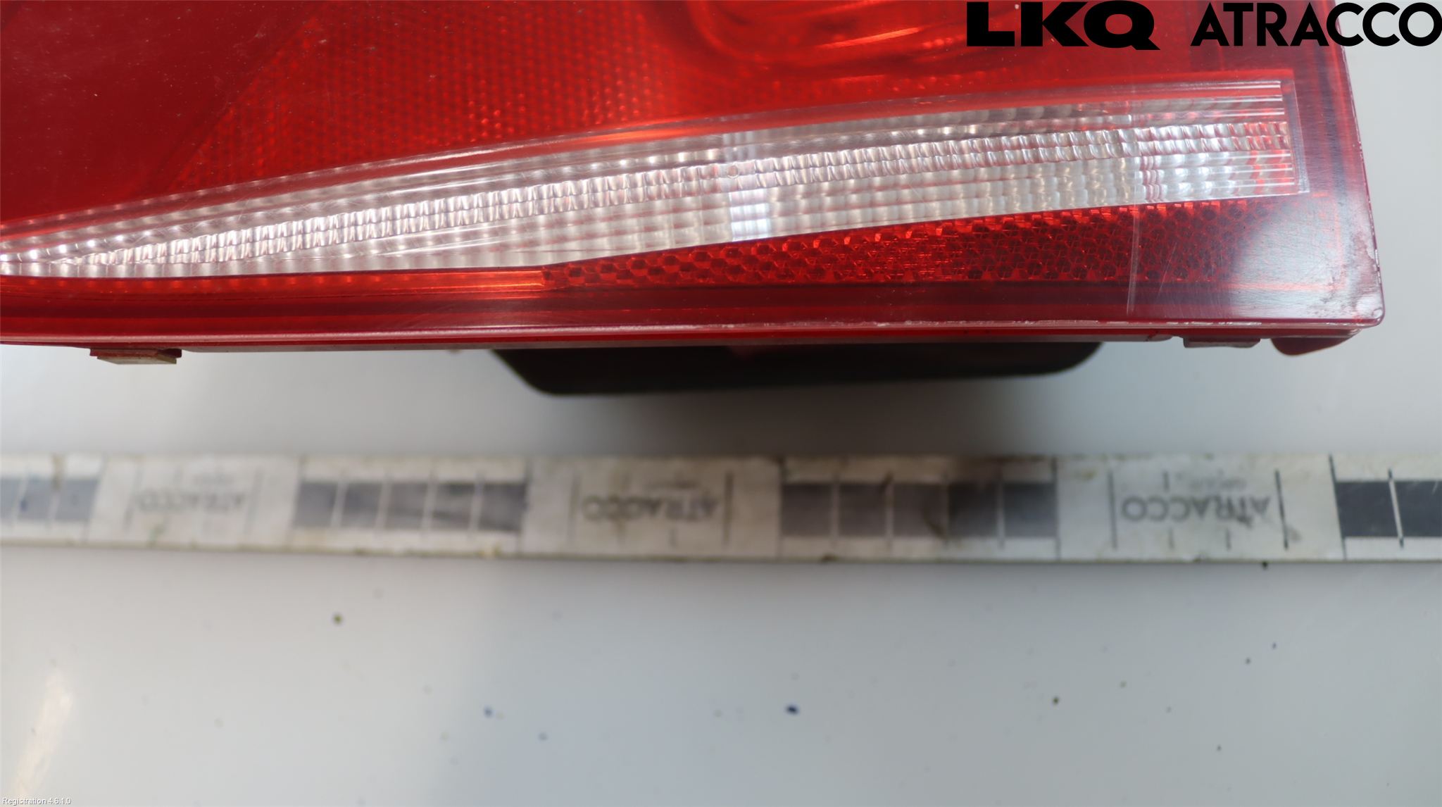 Volkswagen VW PASSAT 11-14 Baklykt Høyre  På Luke(Indre)