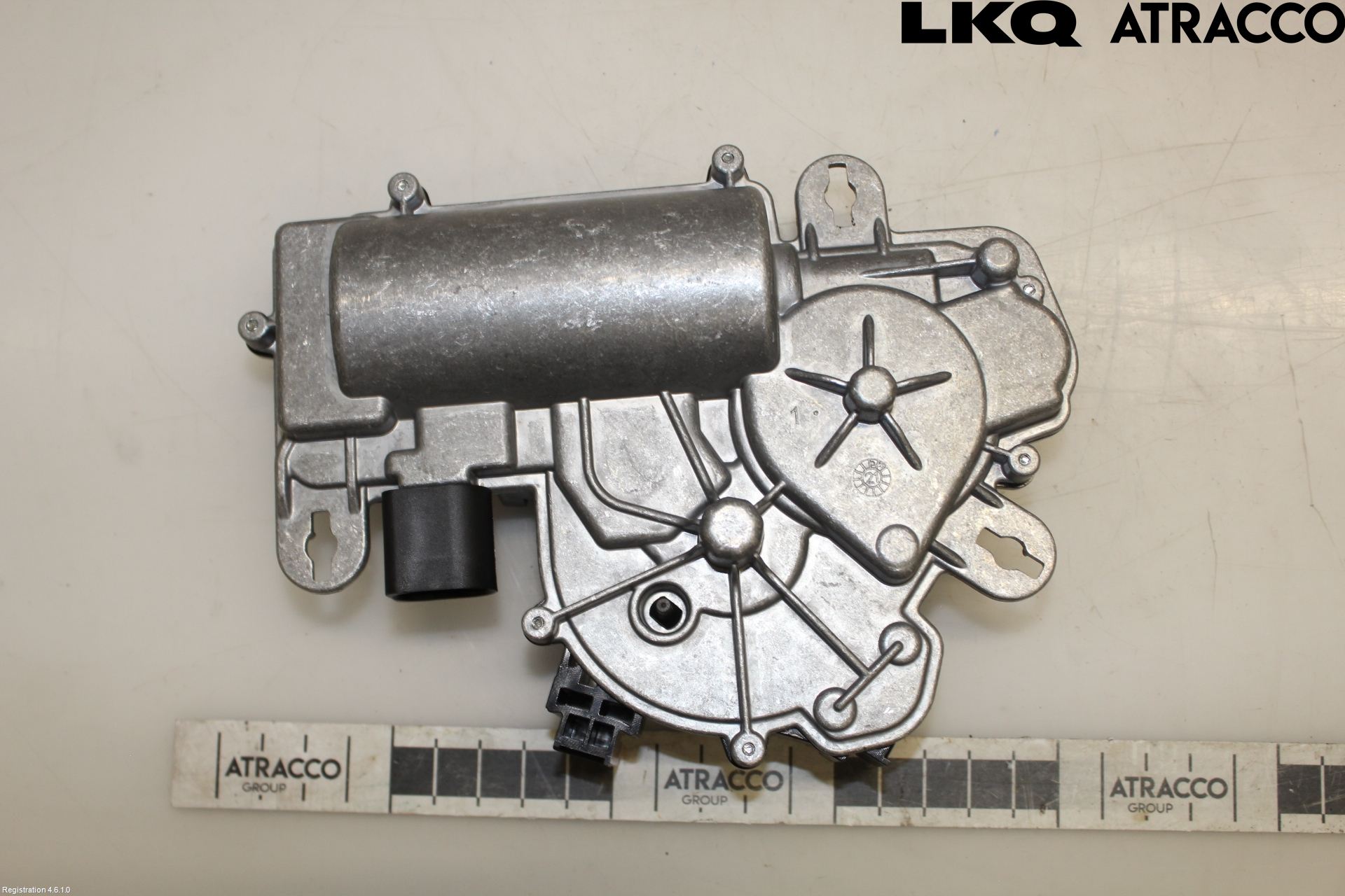 Volkswagen VW PASSAT 20-24 Baklukeåpner Automatisk