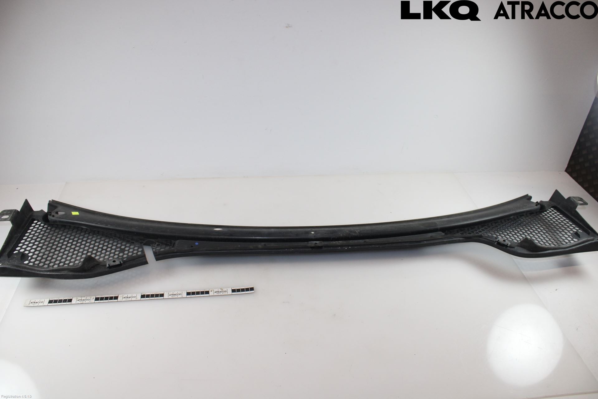 Seat LEON 13-20 Visker Deksel-Grill-Under Frr