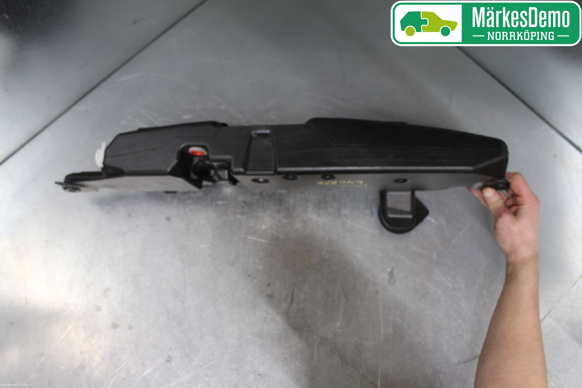 Jaguar F-TYPE Spylerbeholder Frontrute-Lykte