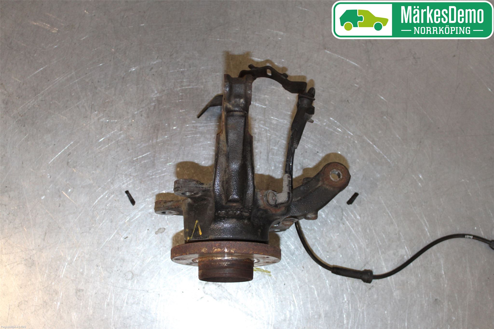 Renault CLIO IV 12-16 Spindel Vf