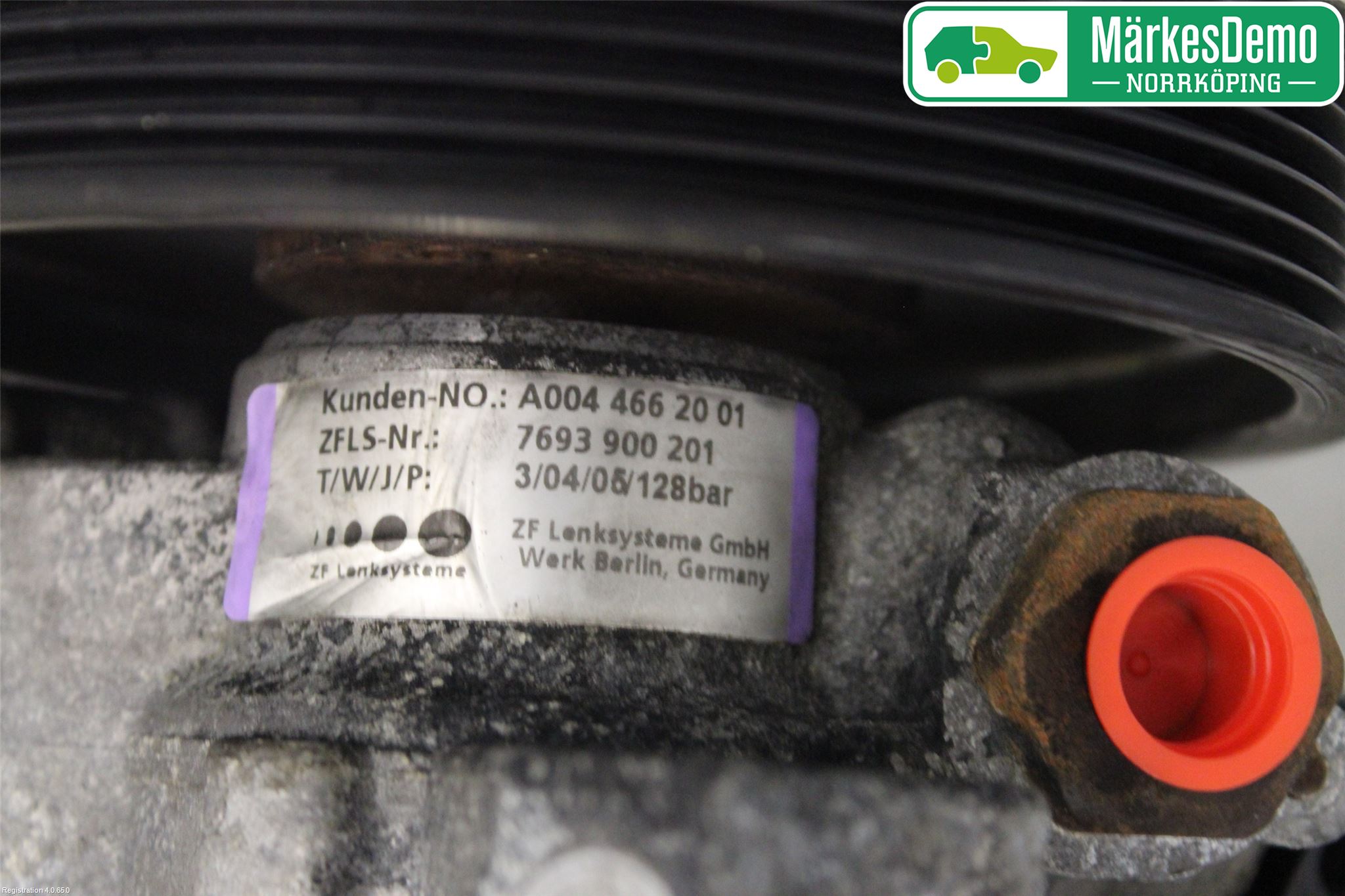 Mercedes-Benz MB E-KLASS (W211) 02-09 Servo Pumpe