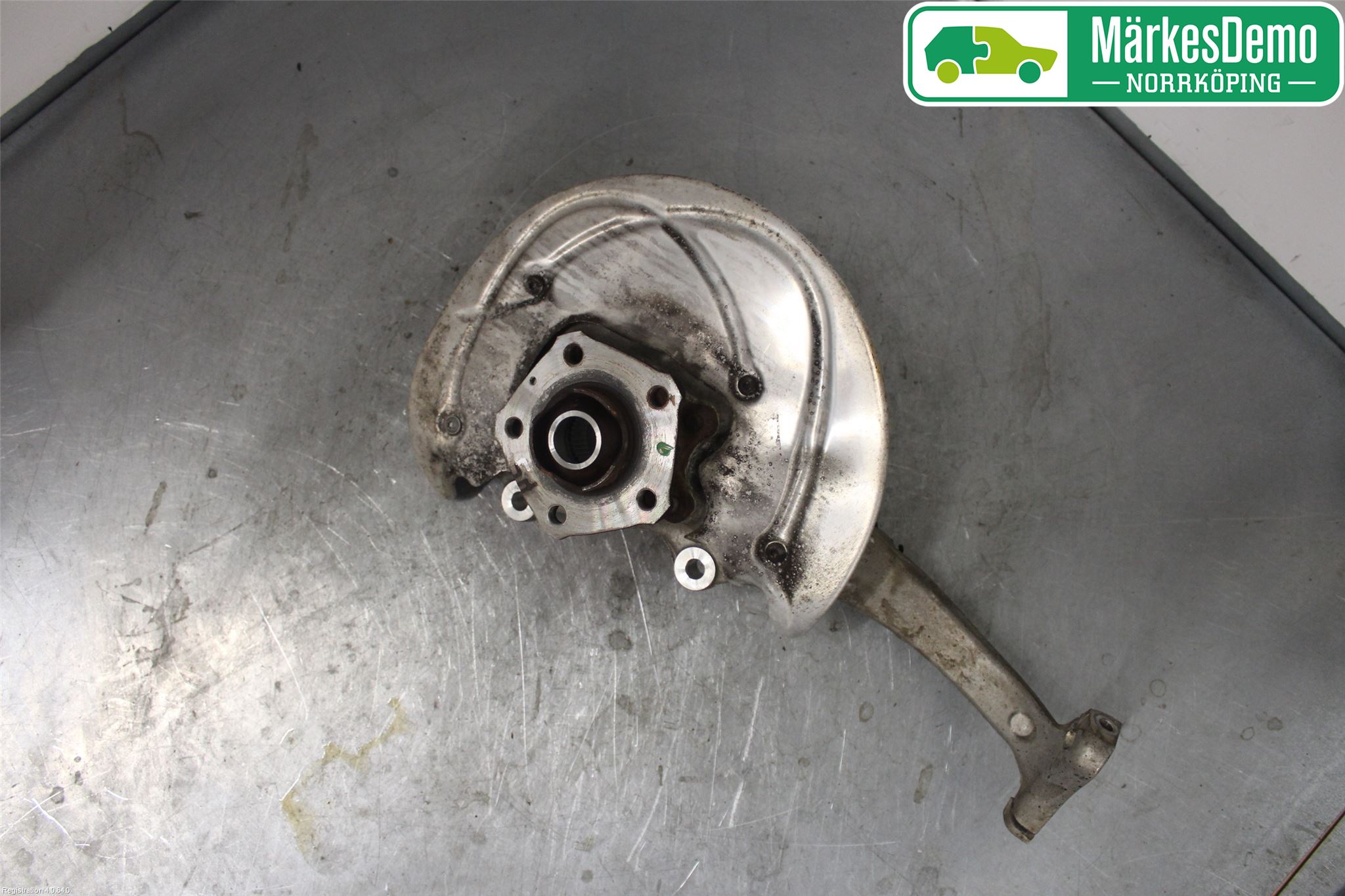 Audi A4/S4 B9 16-19 Spindel Vf
