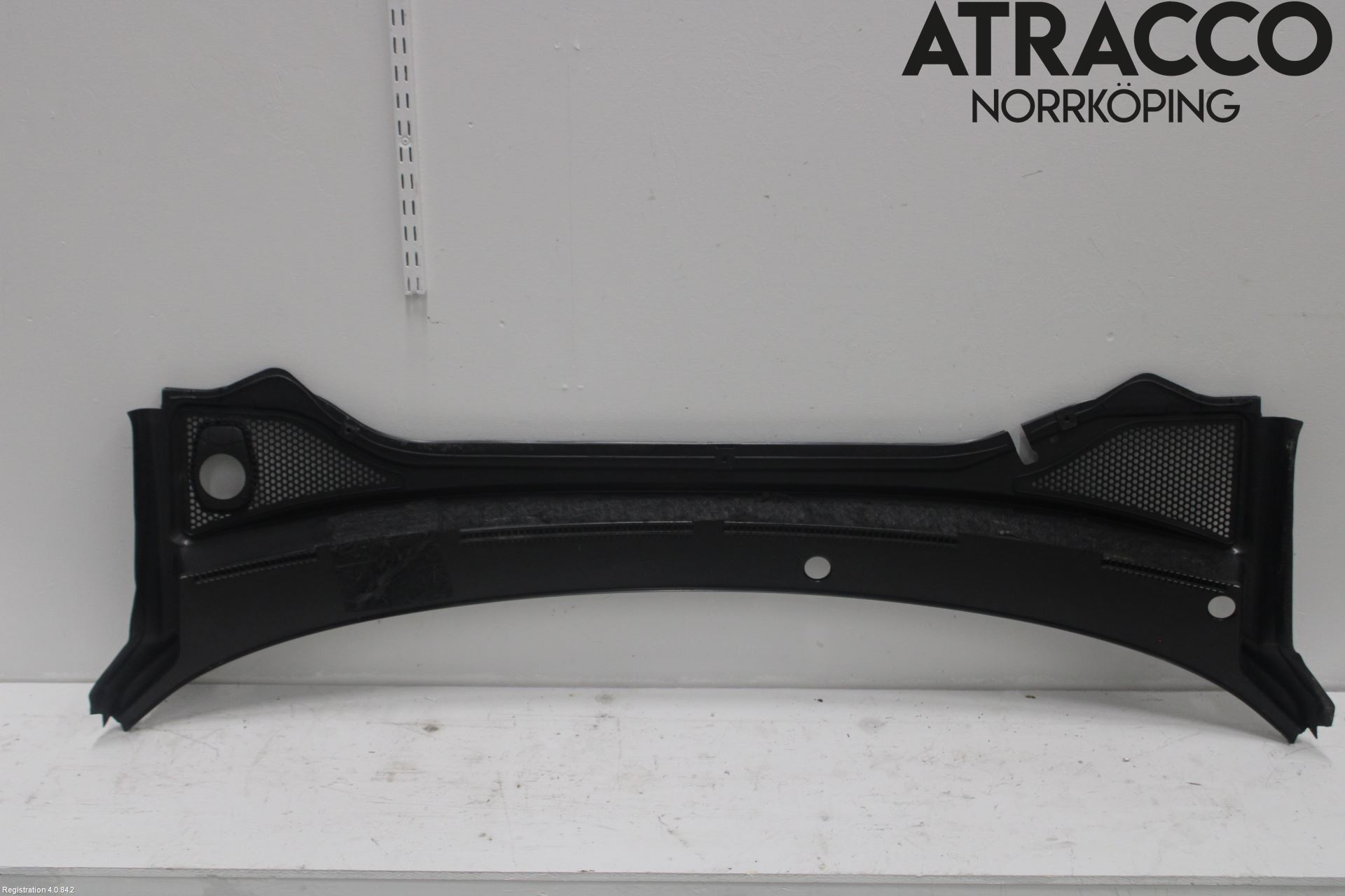 Volkswagen VW ARTEON 17- Visker Deksel-Grill-Under Frr