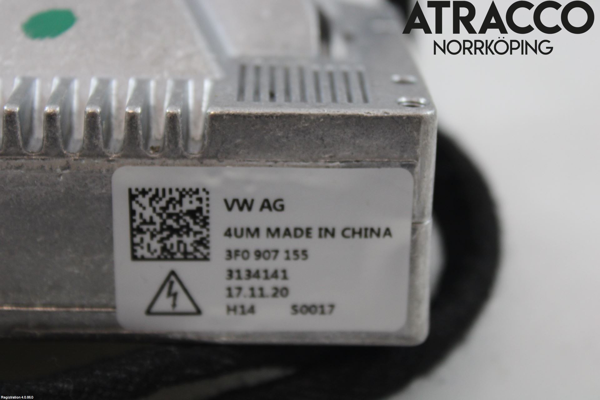 Skoda OCTAVIA (NX) 20- Inverter 12-)220V
