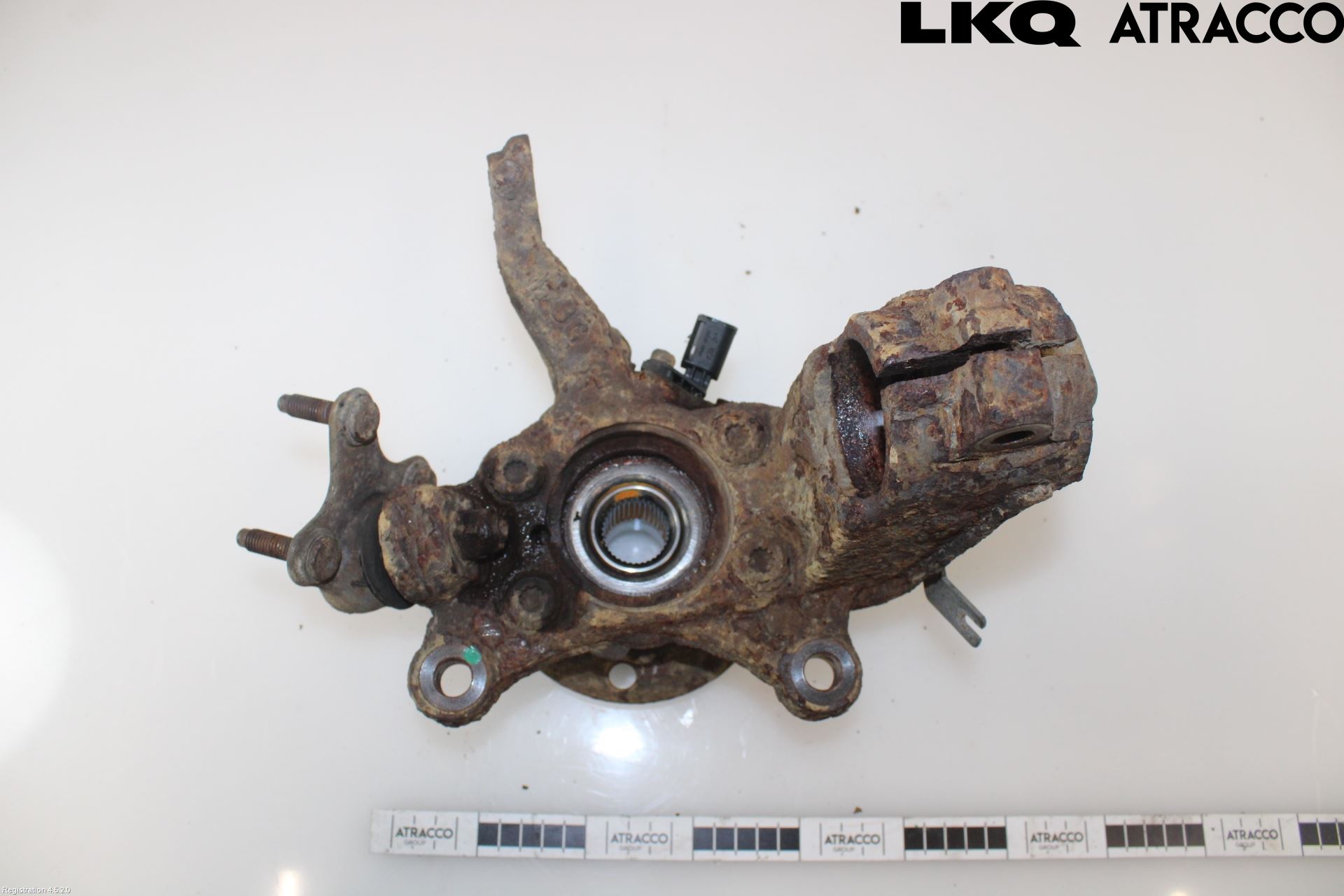 Skoda SUPERB 09-15 Spindel Vf