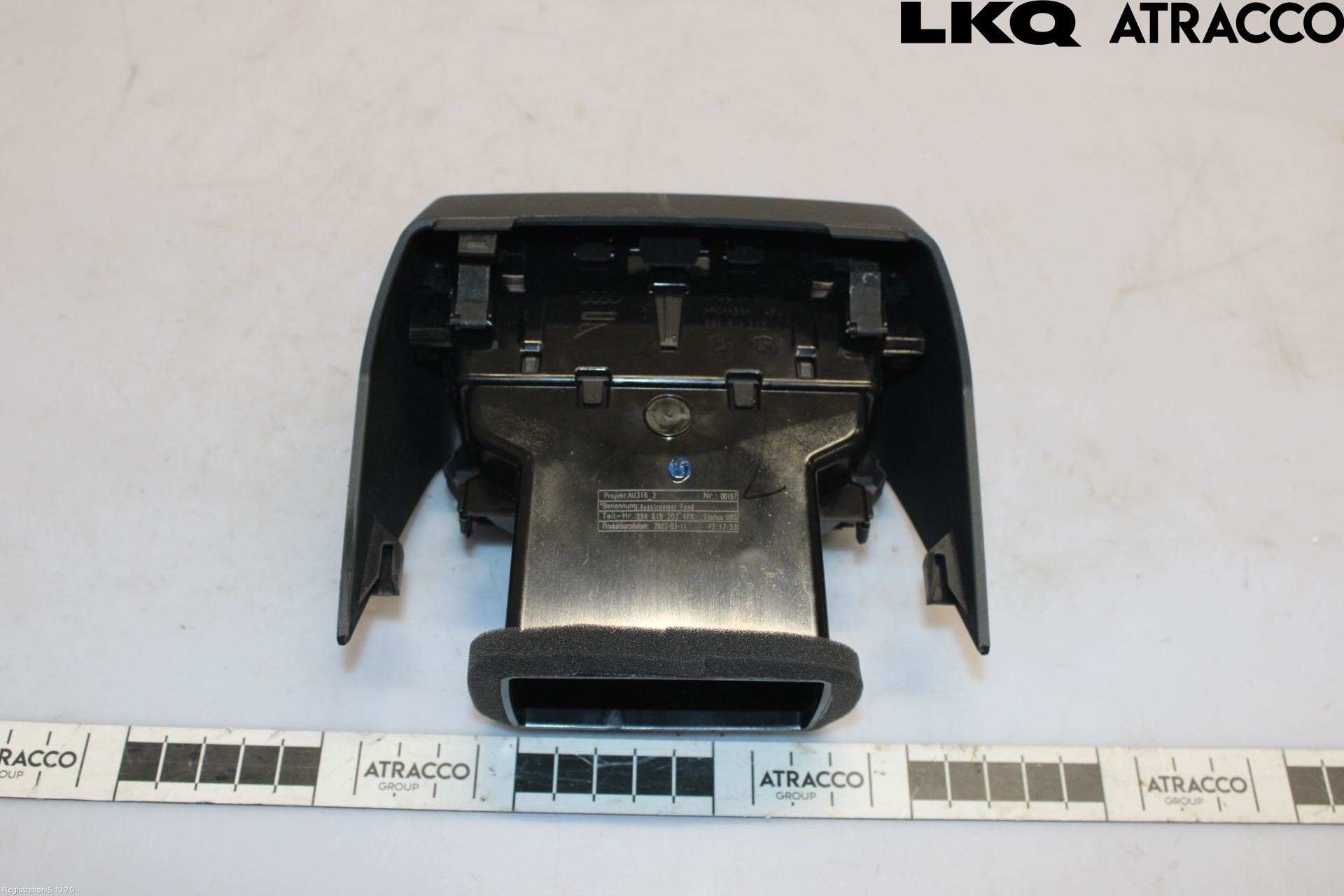 Audi Q4 E-TRON FZ 22- Dashbord Kanal - Dyse