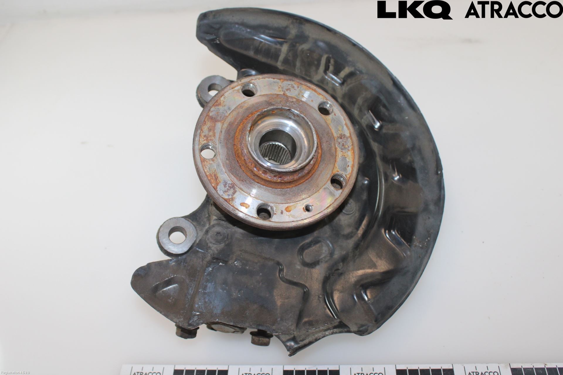 Volkswagen VW JETTA VI 11- Spindel Vf