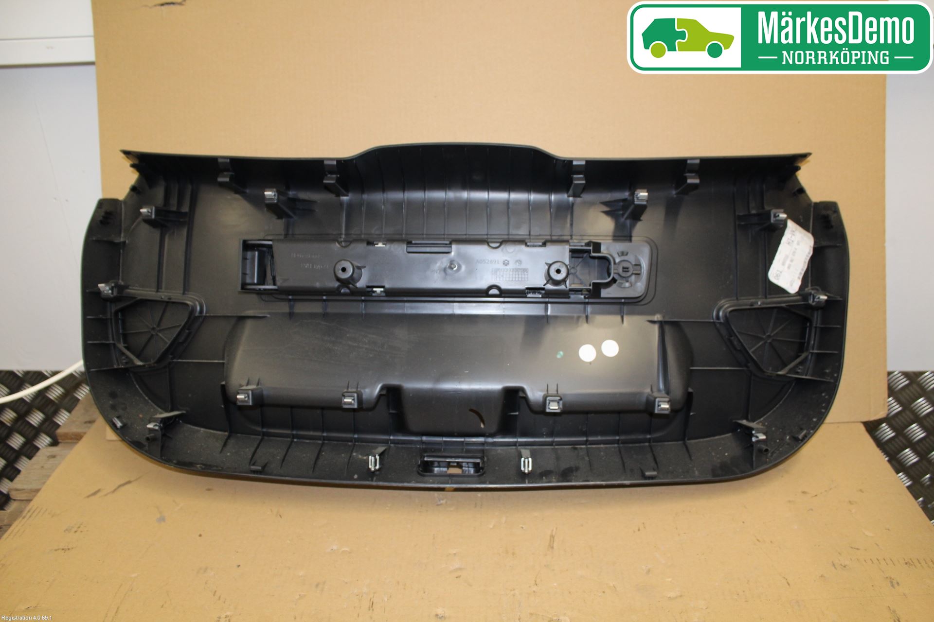 Audi A1/S1 11-18 Innr Bakluketrekk