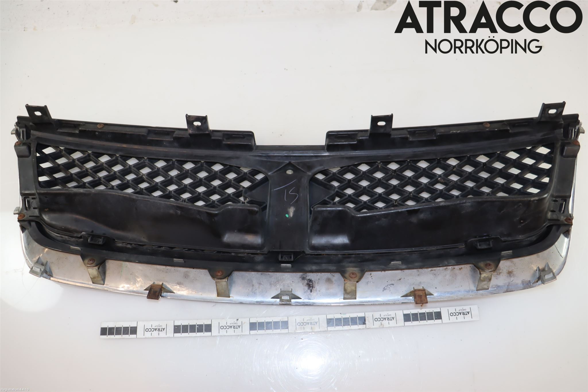 Suzuki GRAND VITARA II 06-14 Grill Komplett