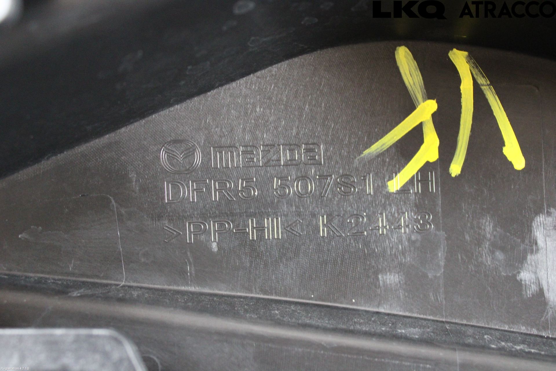 Mazda CX-30 20- Visker Deksel-Grill-Under Frr