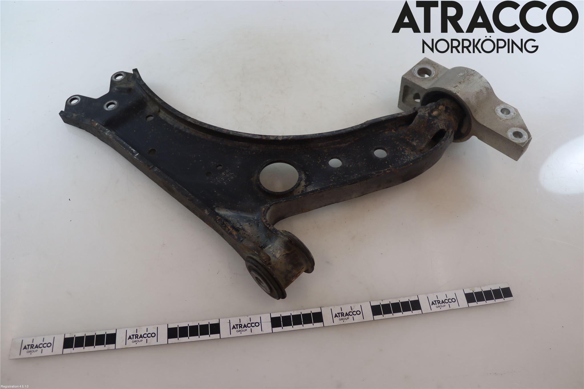 Volkswagen VW CADDY      04-10 Bærearm Foran Venstre Nedre