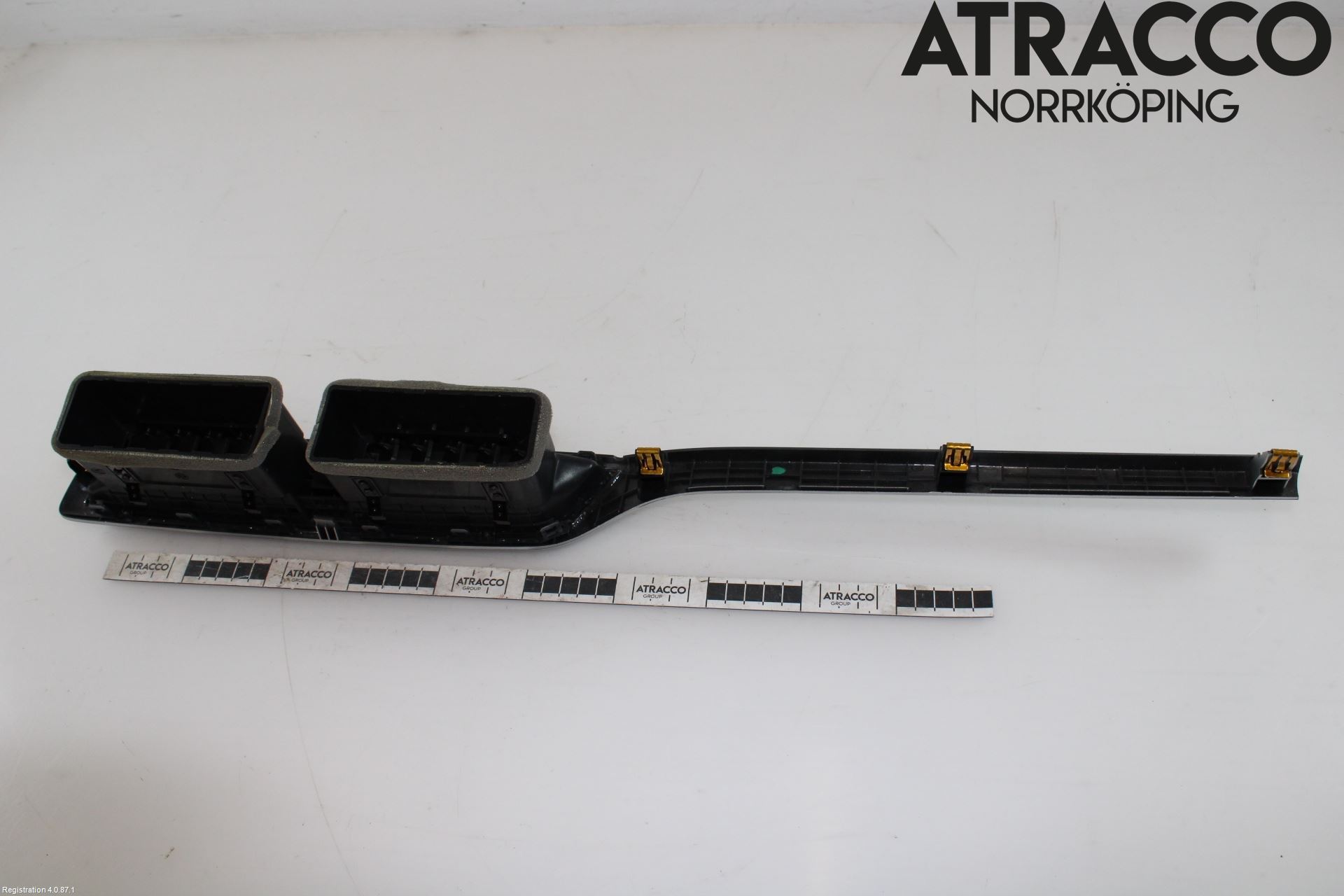MG ZS EV 20- Dashbord Kanal - Dyse