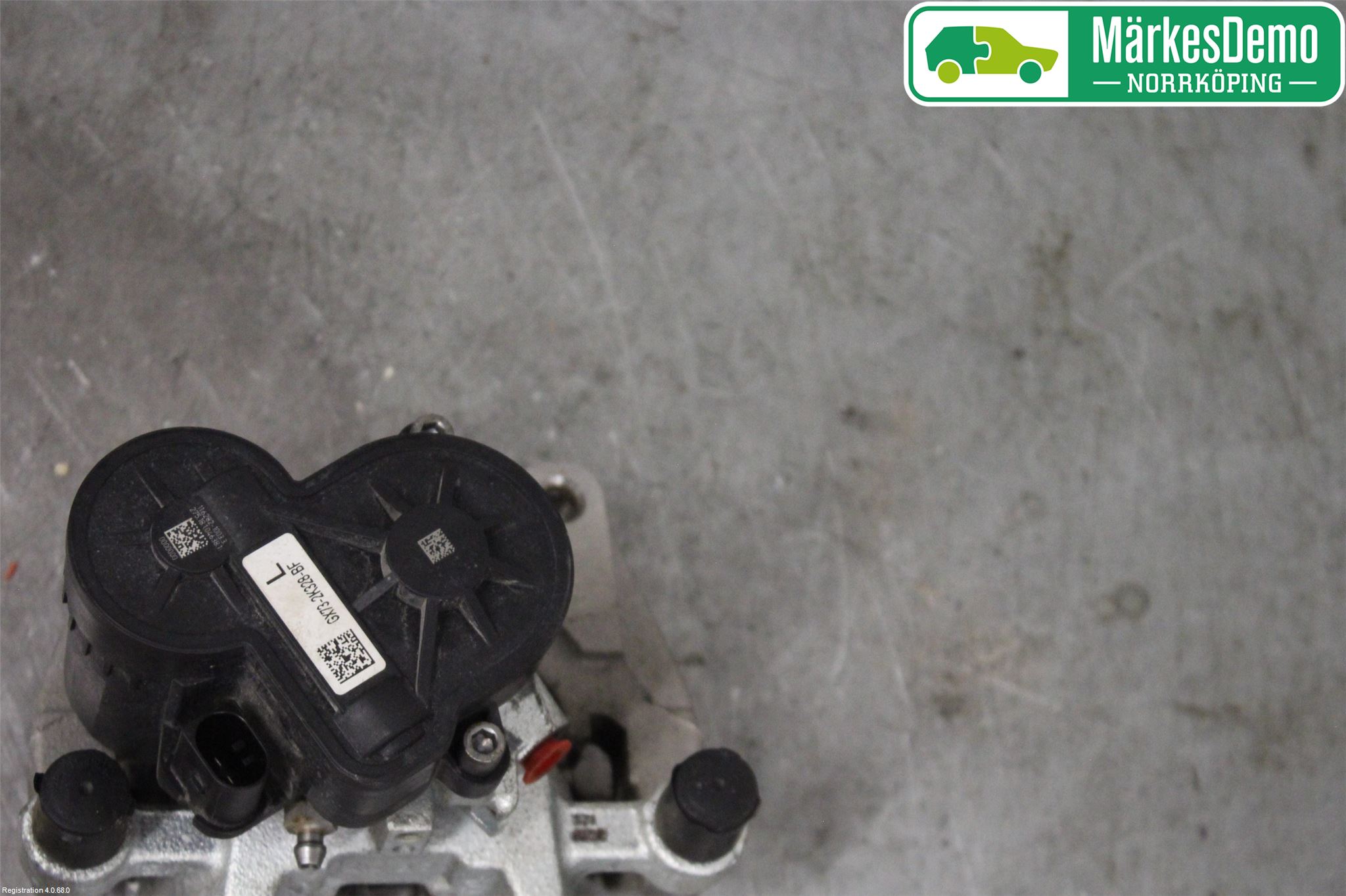 Jaguar XE (X760) 15-24 Bremsecaliper Bak Venstre