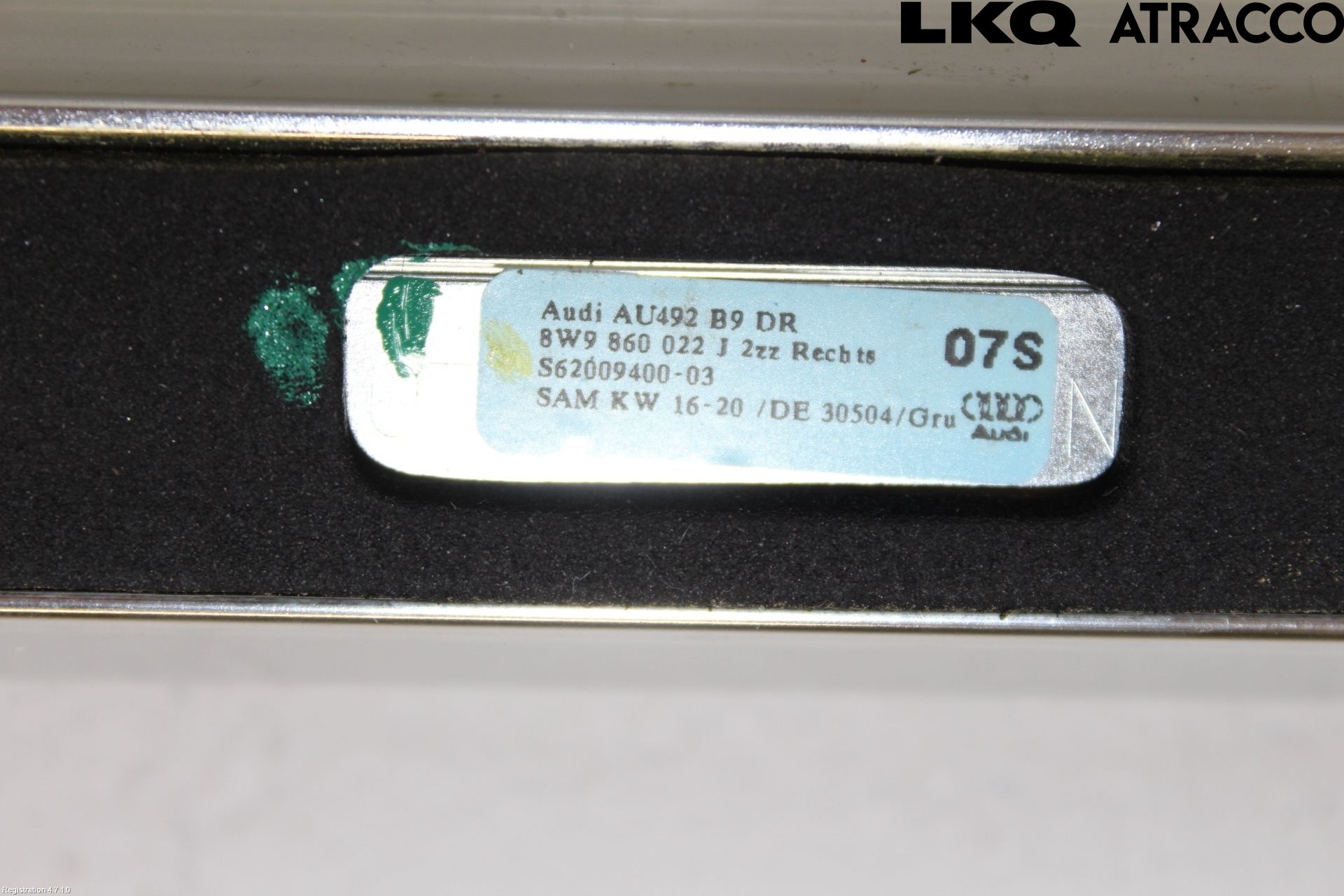 Audi A4/S4 B9 20- Takrails - Stativ