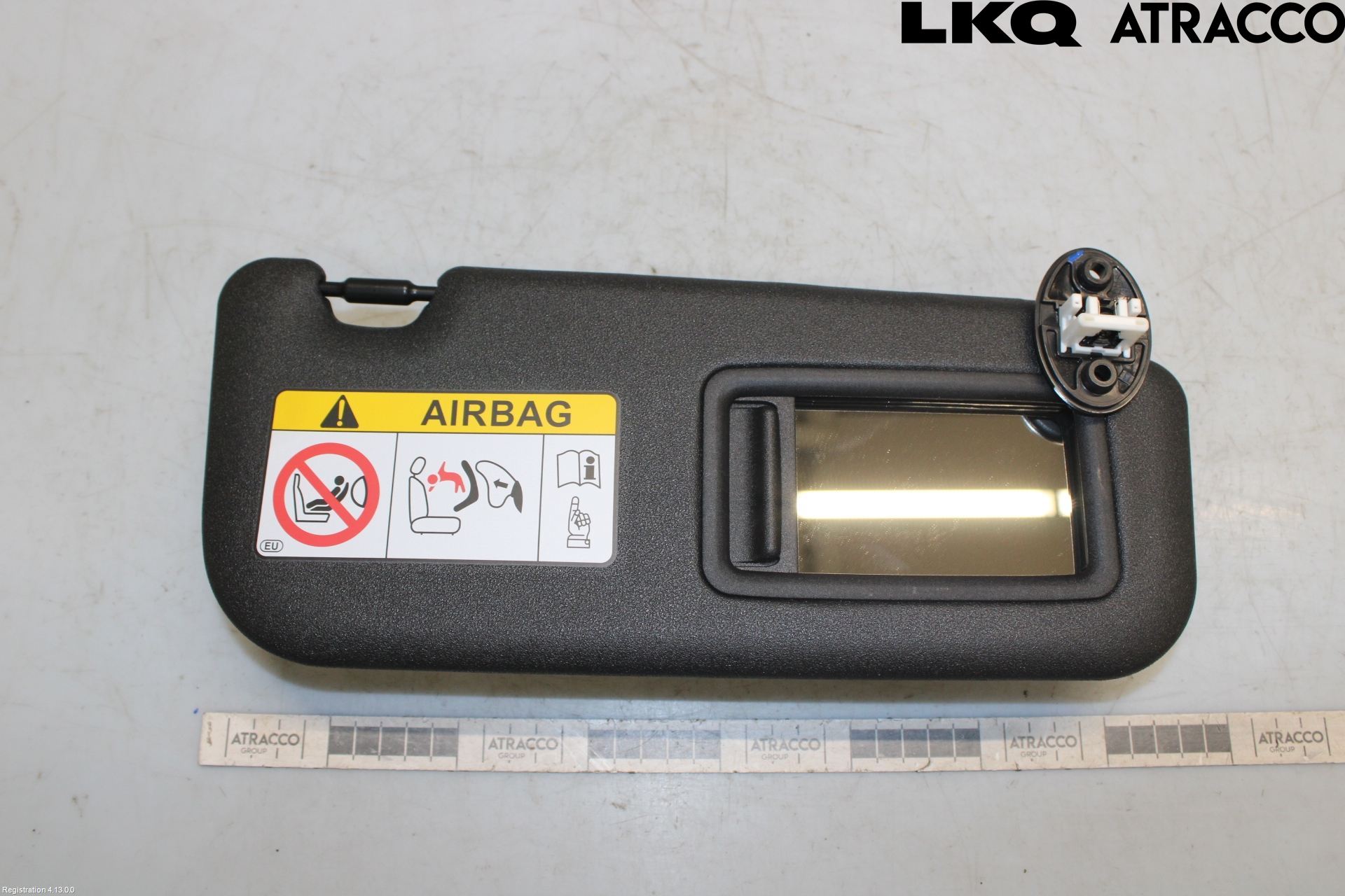 Toyota COROLLA CROSS XG10 22- Innr Solskjerm