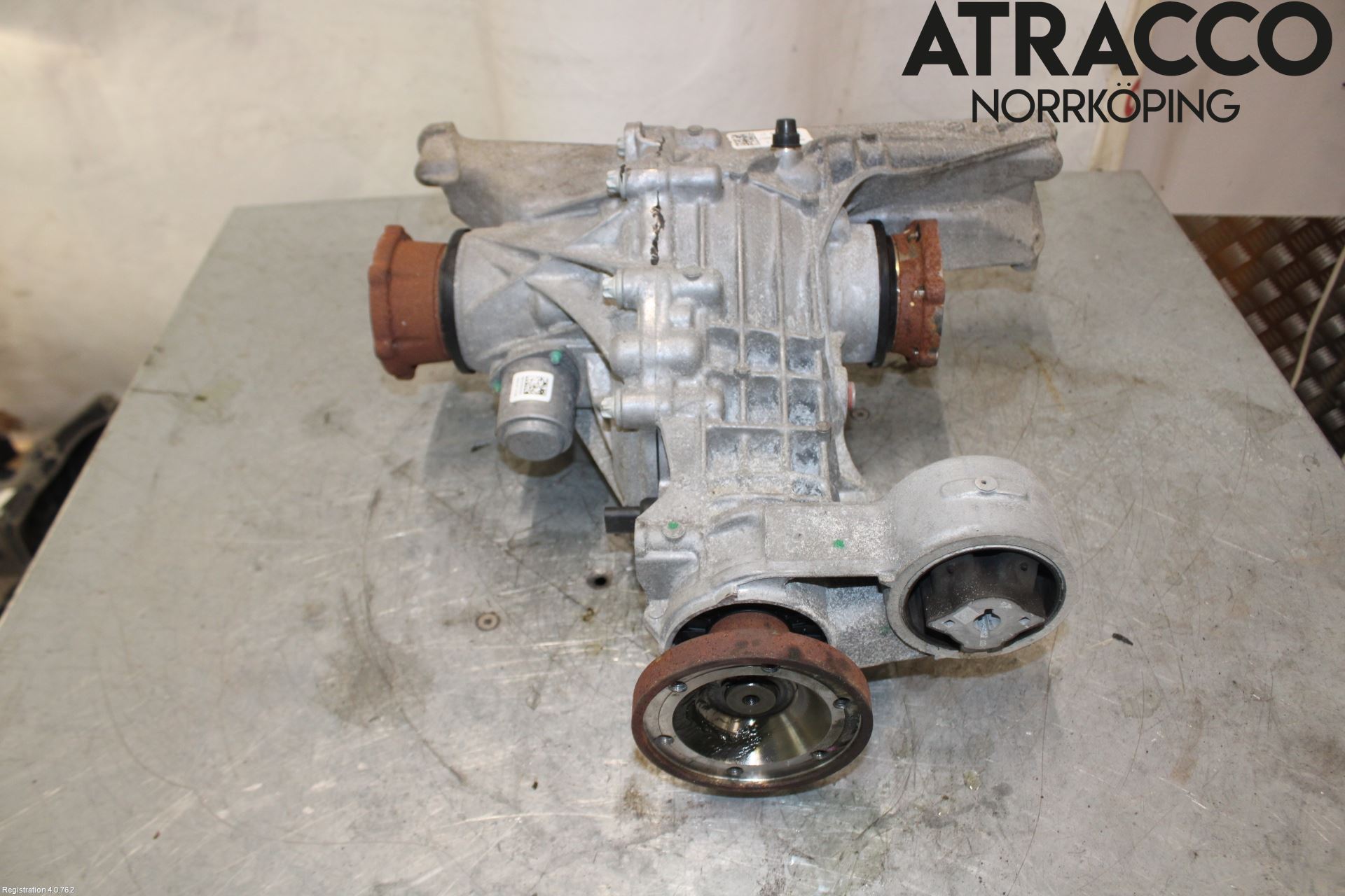 Audi A6 F2/C8 19- Bakaksel Kardang Bak -Diff