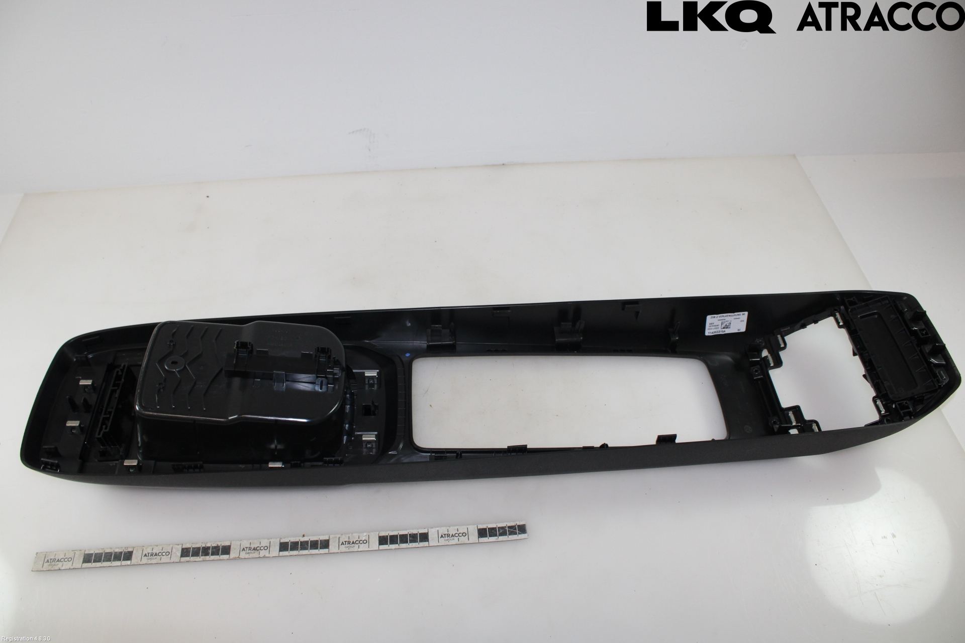Volkswagen VW ID.4 21- Instrumentkonsoll Midt