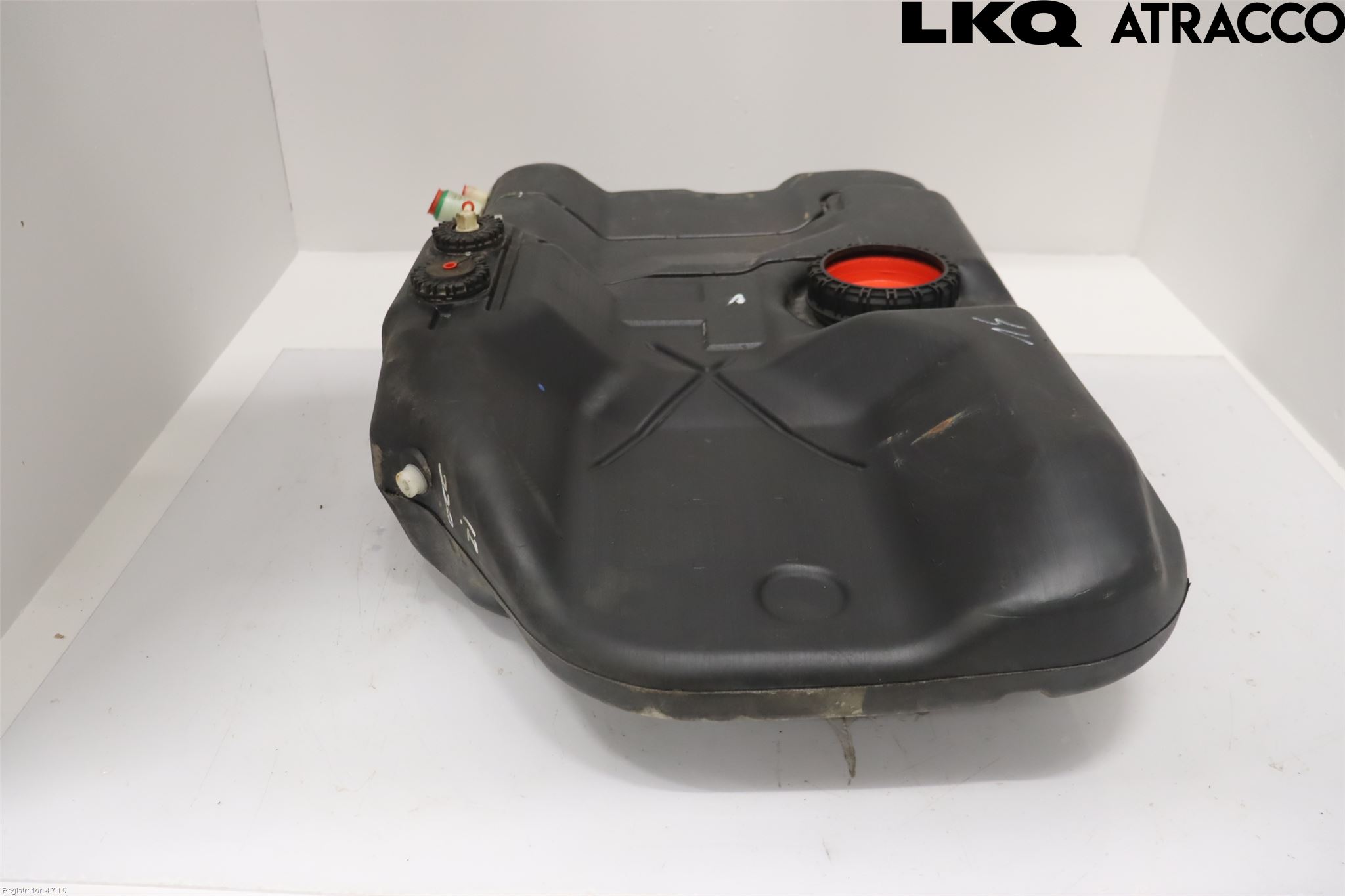 Hyundai GENESIS Drivstofftank