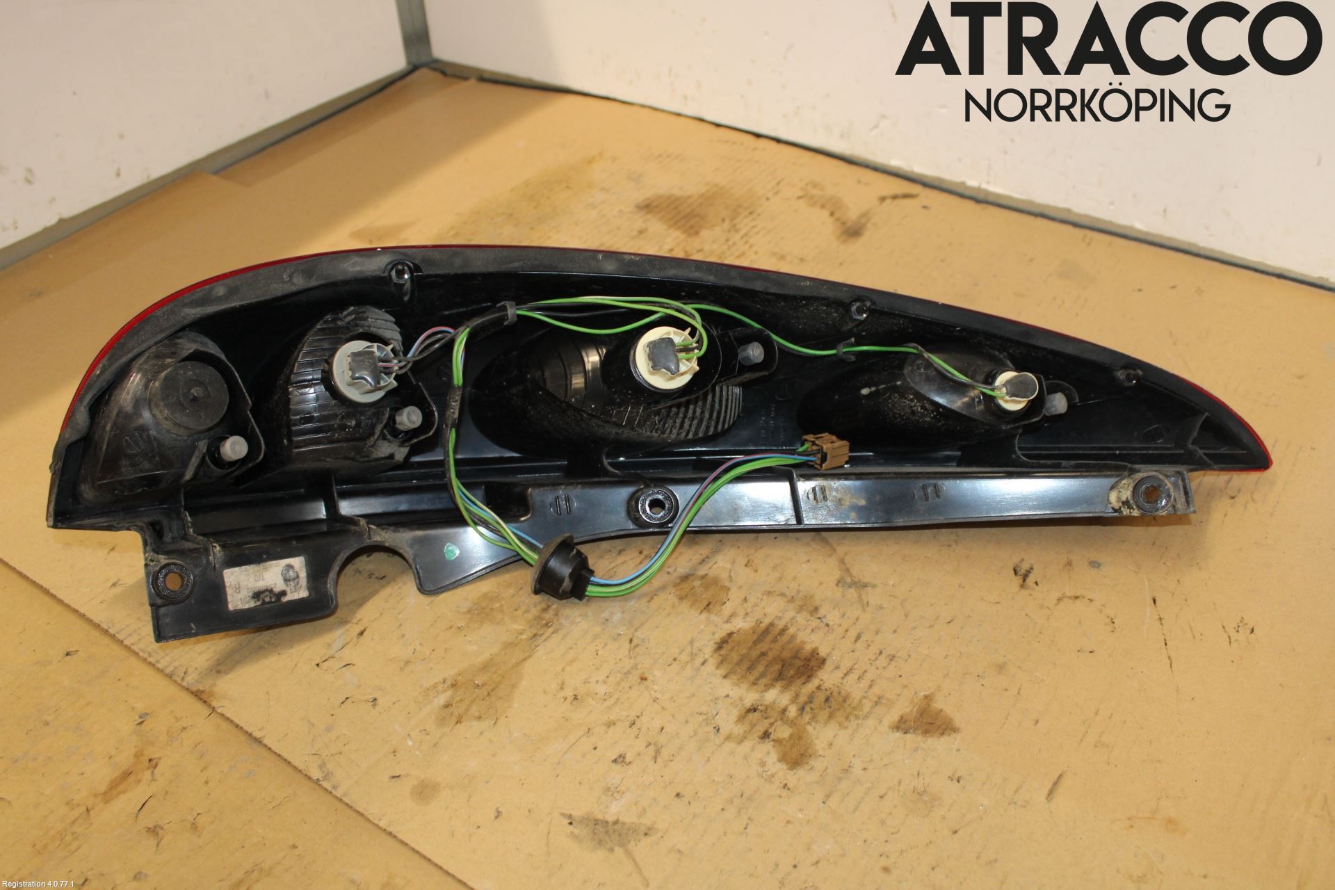 Nissan ALMERA TINO Baklykt Høyre
