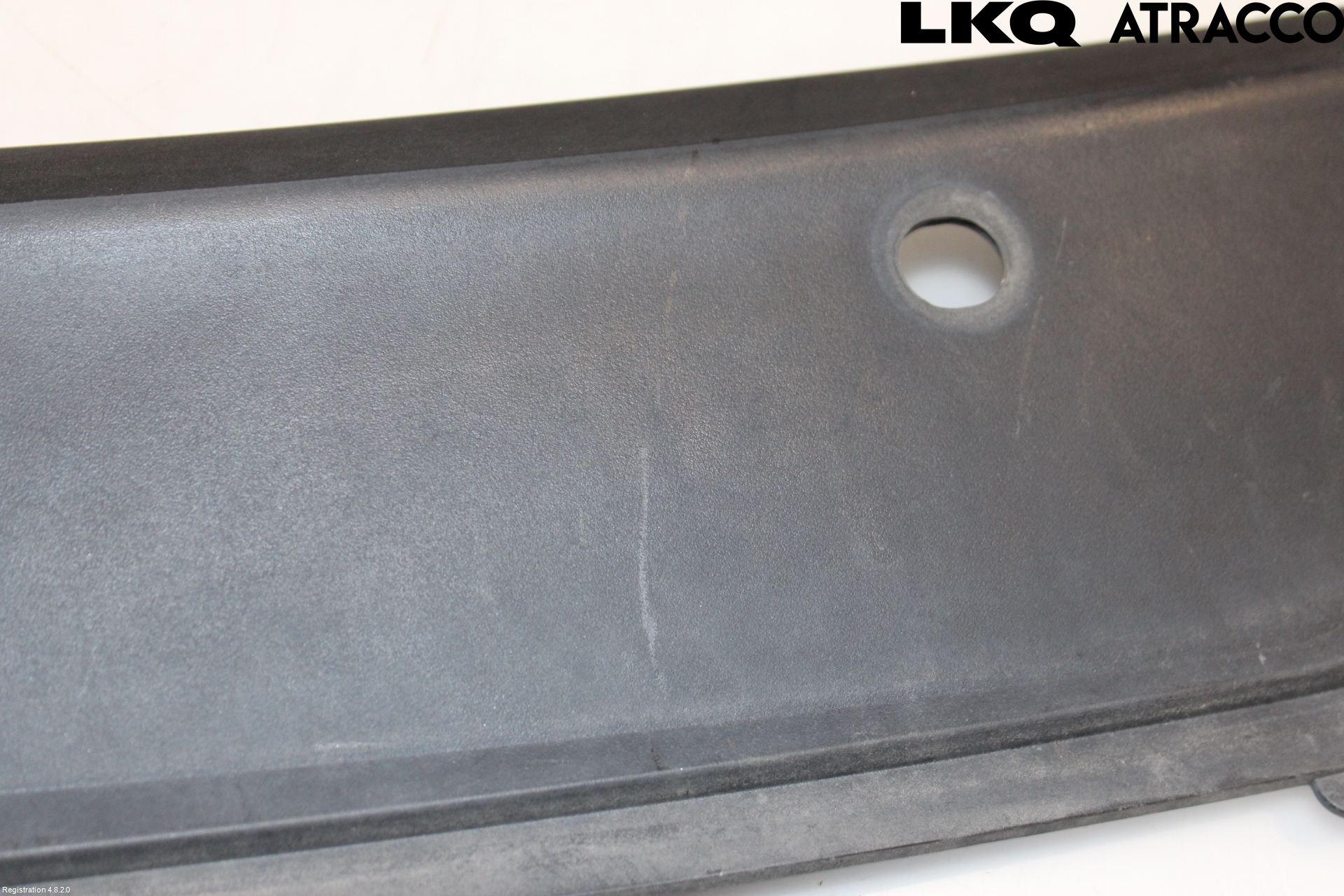 BMW X6 E71/E72   08-14 Visker Deksel-Grill-Under Frr